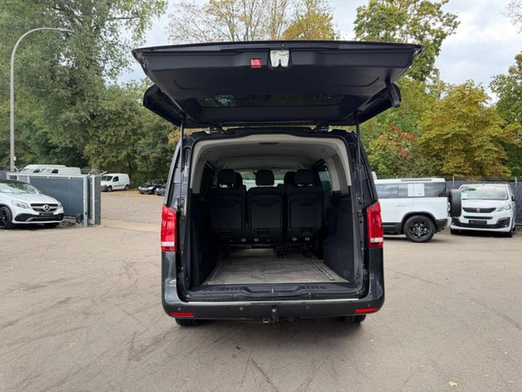 Mercedes Vito VITO MIXTO CDI 4X4 LANG*NAVI*R-KAMERA*5.SITZER (2022) - Photo 9