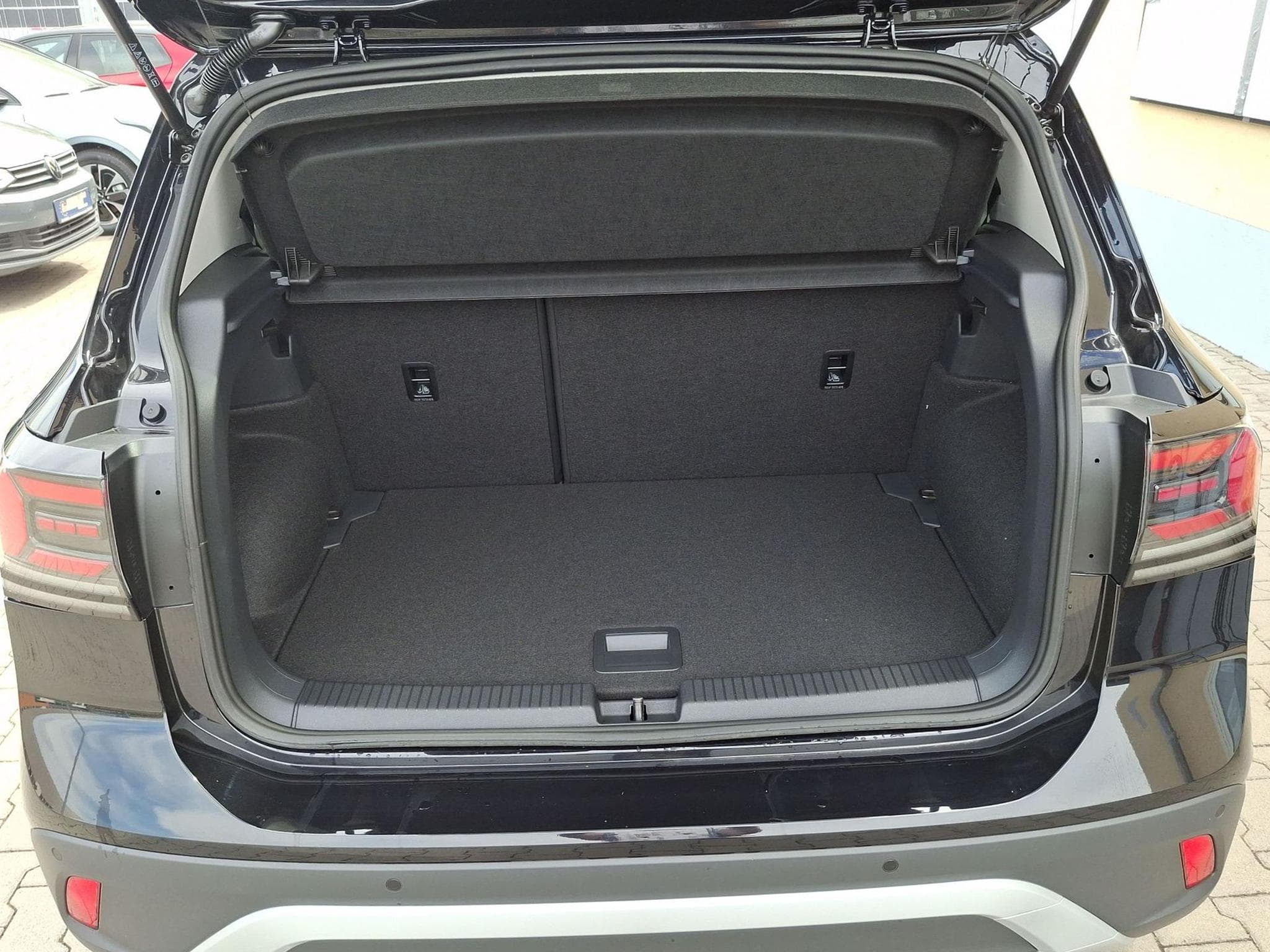 VW T-Cross Limited Life AHK (2026) - Foto 6