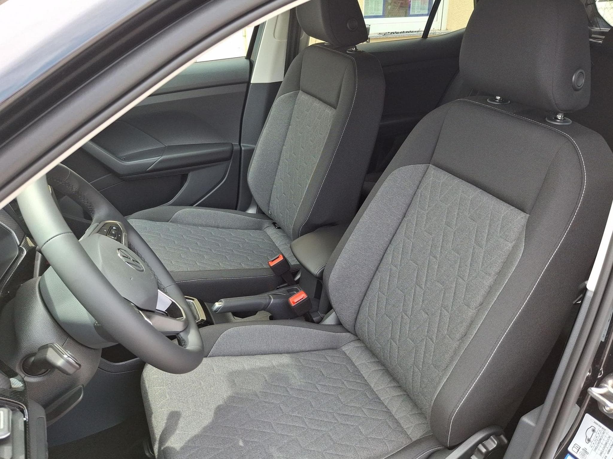 VW T-Cross Limited Life AHK (2026) - Foto 11