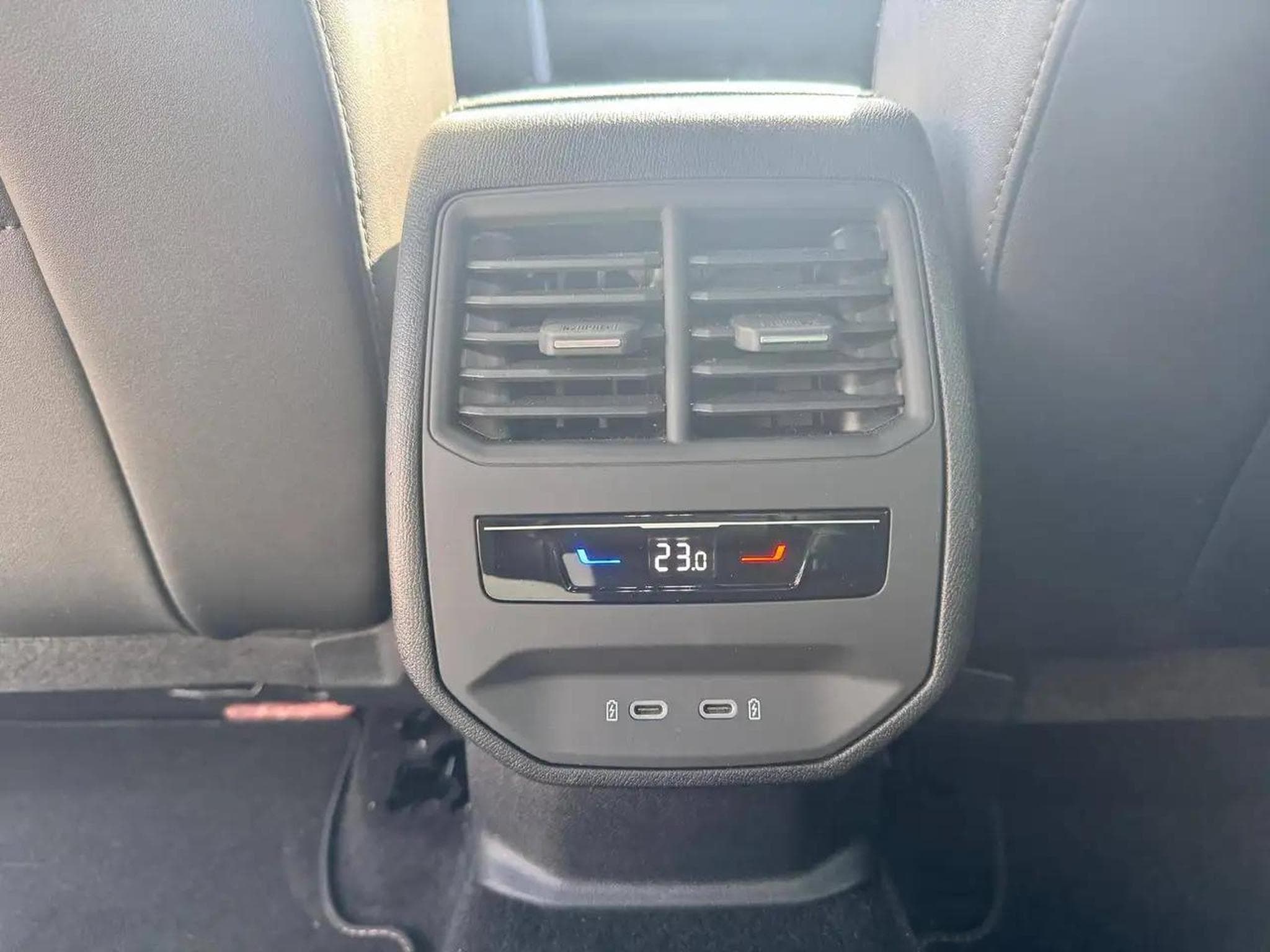 Cupra Leon (2025) - Foto 21