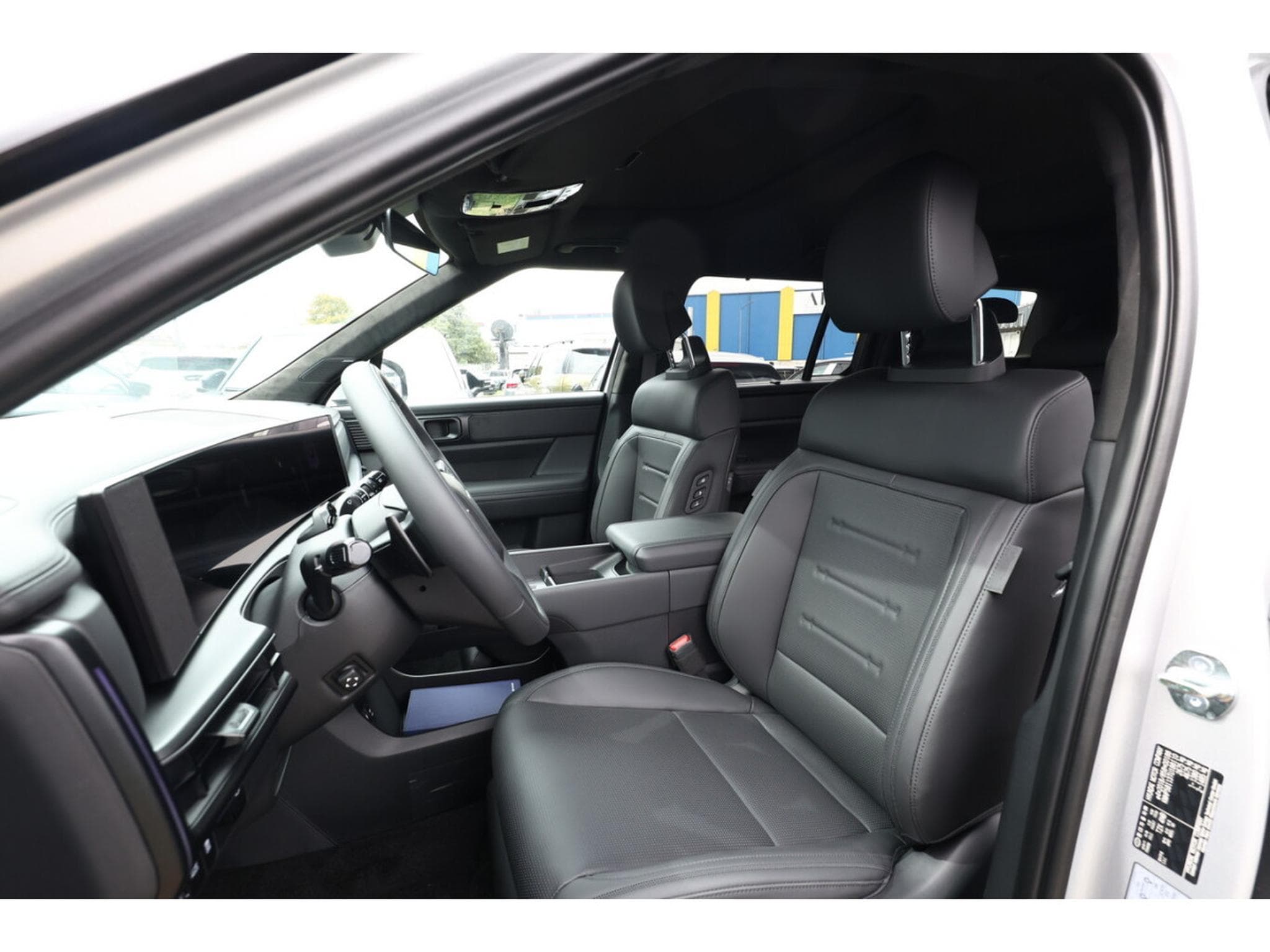Hyundai Santa Fe 1.6 T-GDI PHEV 239  AT Blackline (2026) - Photo 6