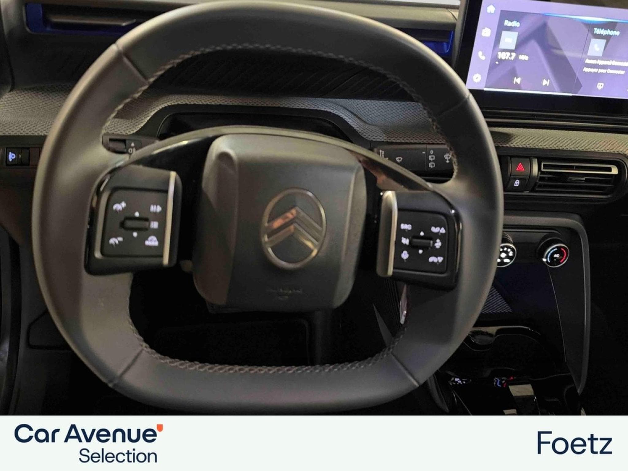 CITROEN C3 Electrique 113ch 44,2kWh autonomie confort MAX (2025) - Photo 6