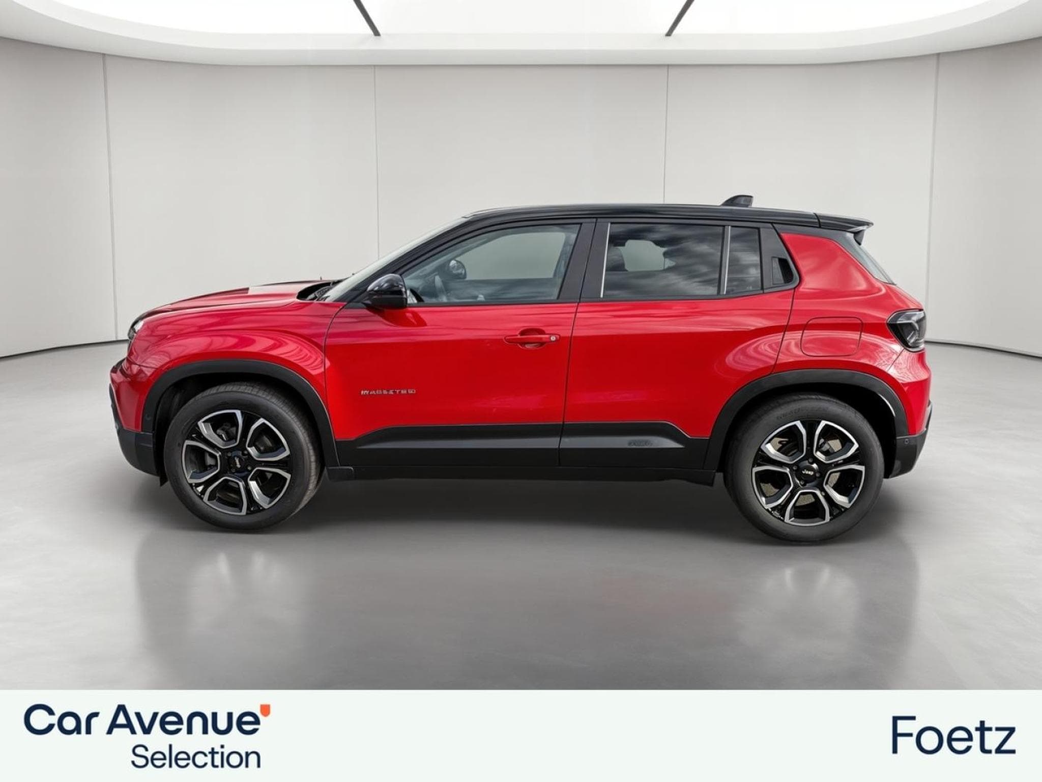 JEEP Avenger 1.2 Turbo T3 110ch MHEV Altitude BVR6 eHybrid (2025) - Photo 2