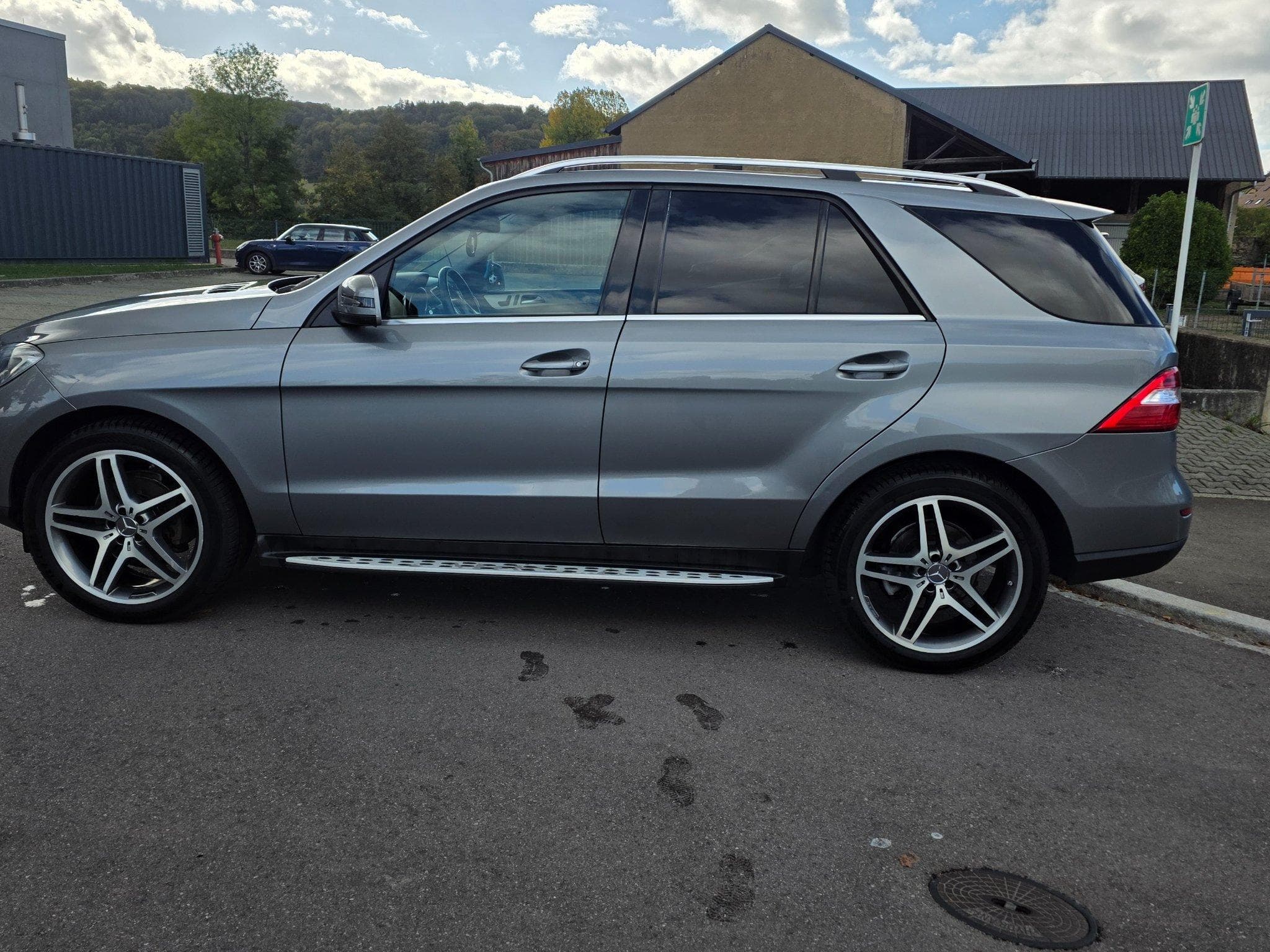 Mercedes ML 350 (2015) - Photo 1
