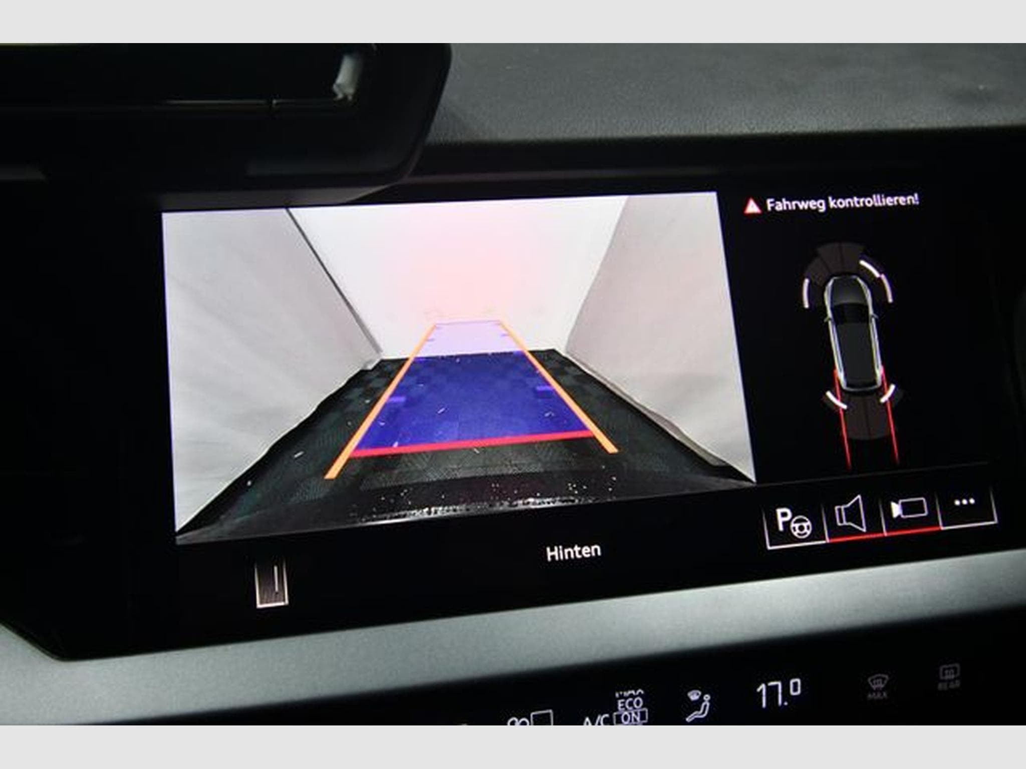 Audi A3 A3 Sportback 35 TFSI S line, Park A., Navi., ACC (2024) - Photo 8