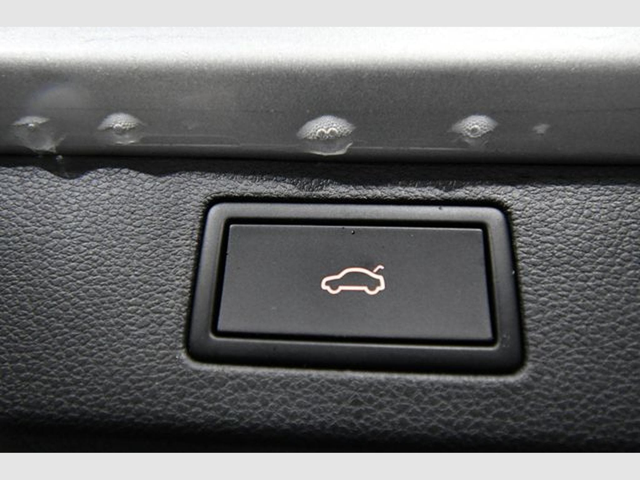 Skoda Kamiq Kamiq Monte Carlo, Pano., 17", Nnavi, ACC, R-Vie (2025) - Photo 8