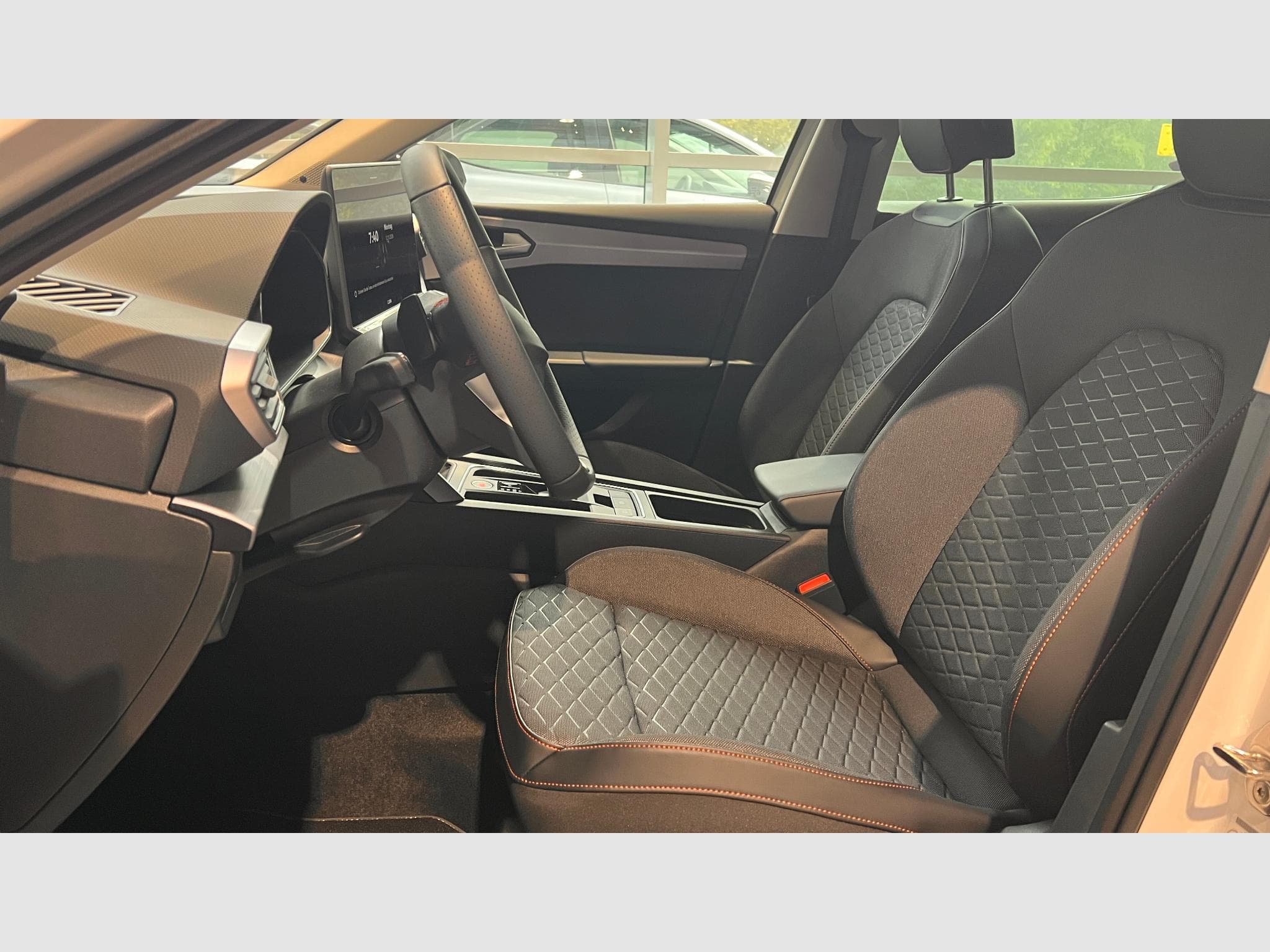Seat Leon FR 1.5 eTSI DSG7 (2026) - Photo 3