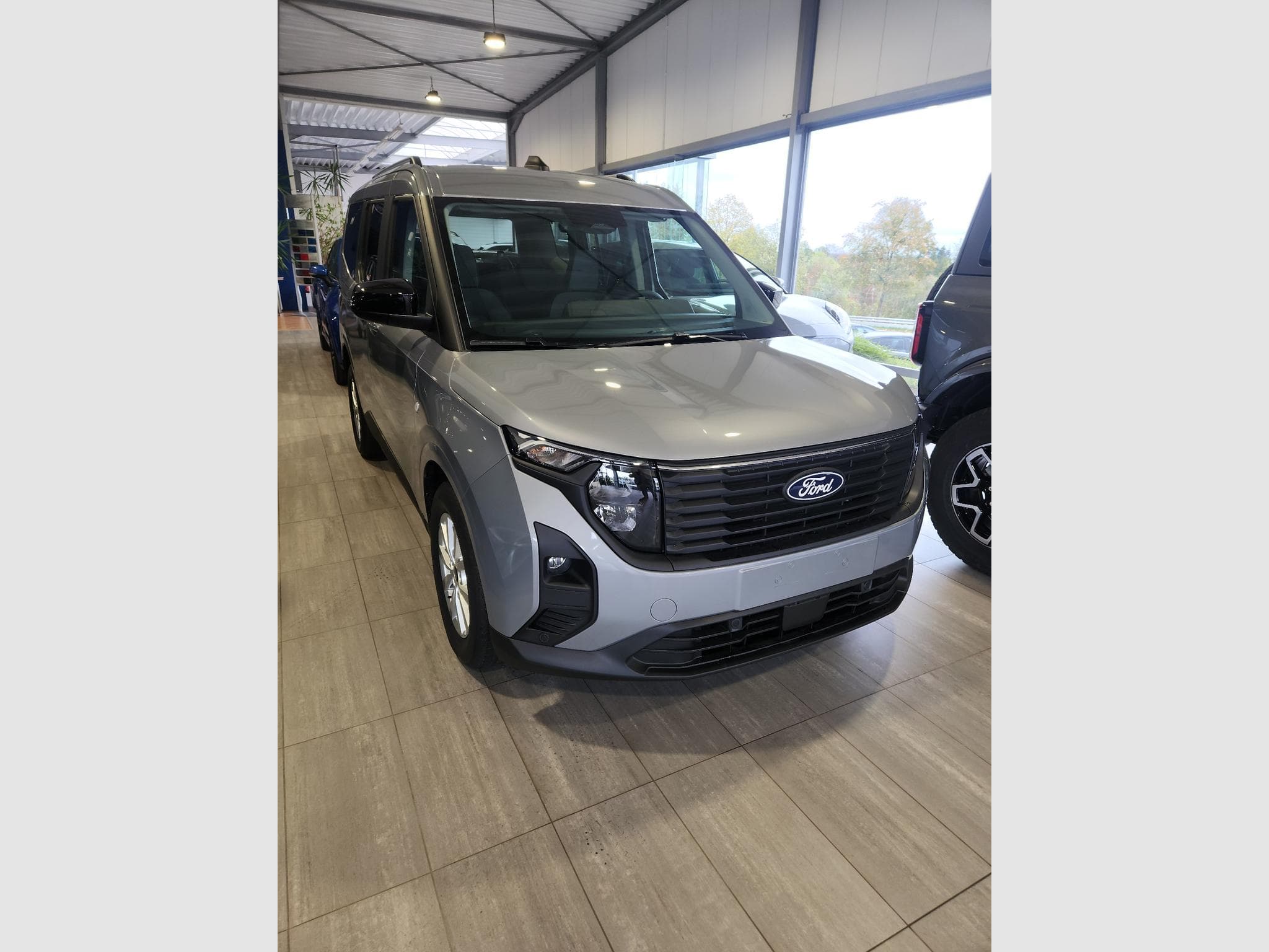Ford Tourneo Courier Trend (2026) - Foto 2