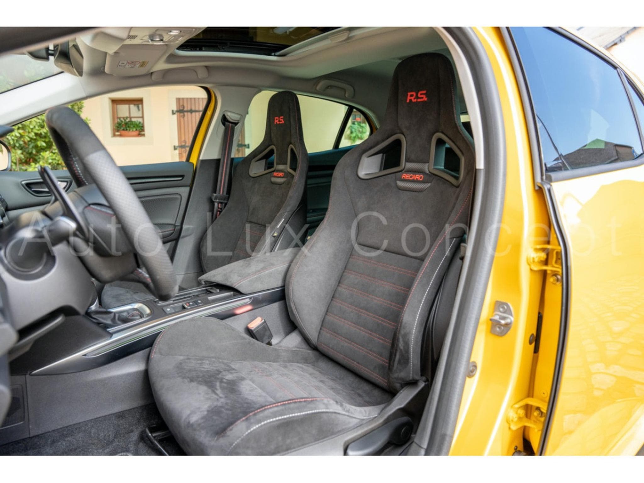Renault Megane RS Ultime TCe 300 EDC (2024) - Photo 6