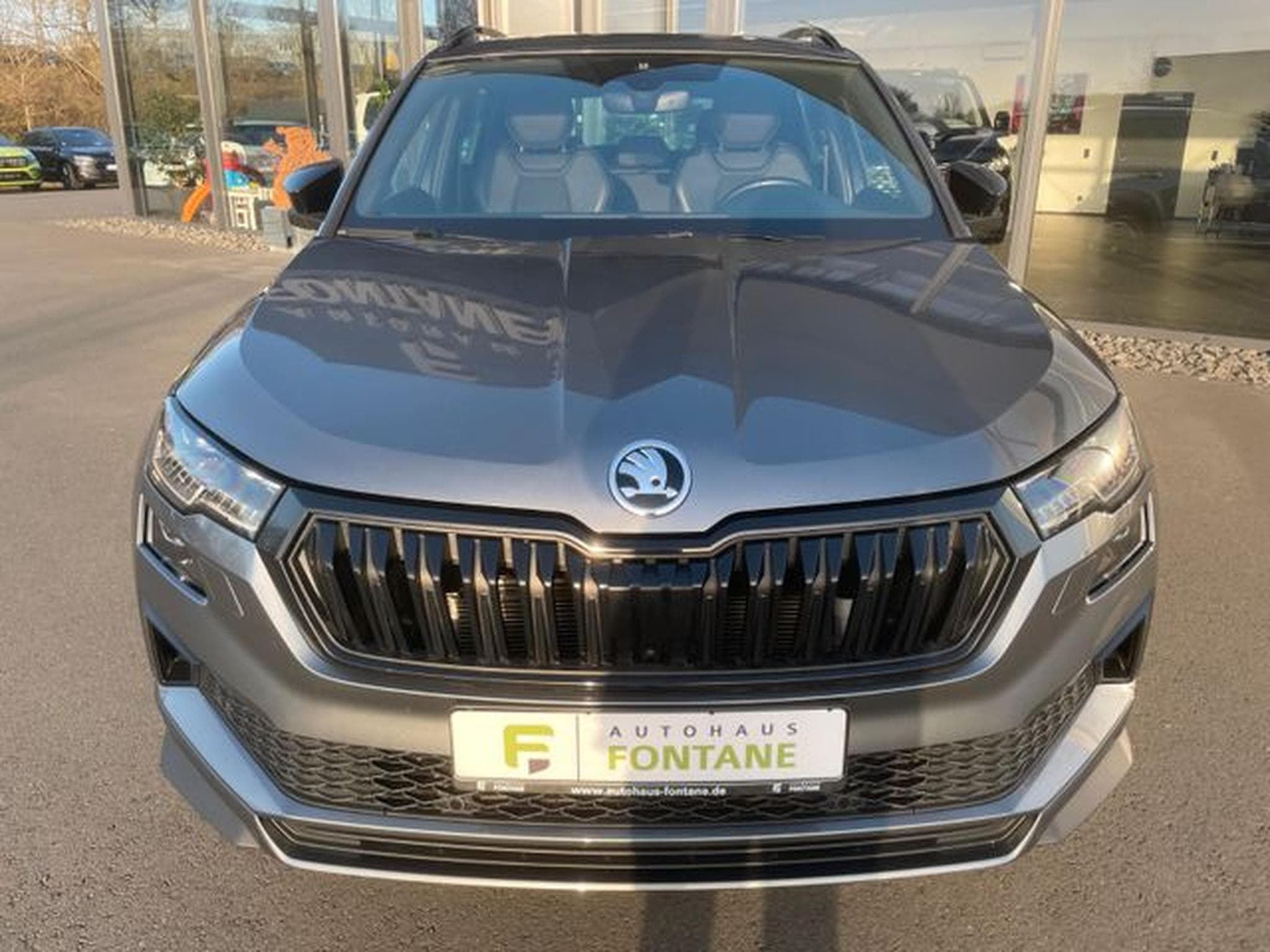 Skoda Karoq Karoq 2.0TDI DSG 4x4 Sportline AHK Pano 360° ACC (2023) - Photo 3