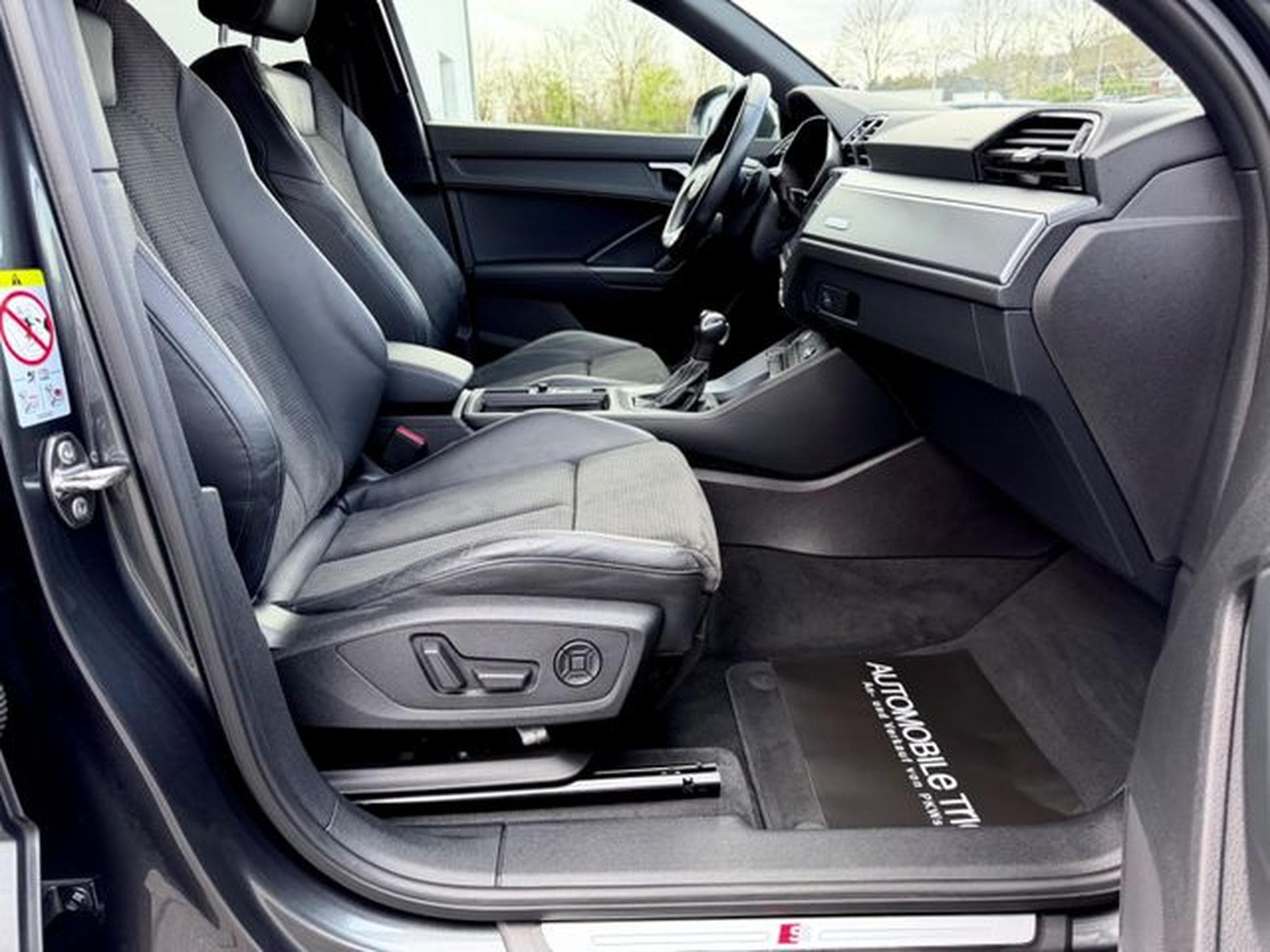 Audi Q3 Q3 Sportback 45 TFSI quattro S line Sport Plus (2020) - Photo 13