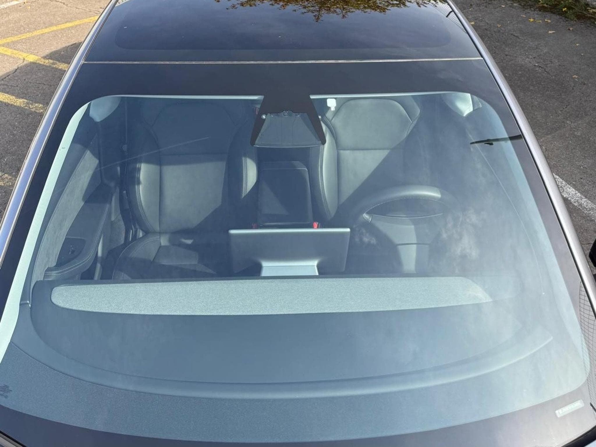 Tesla Model 3 Highland (2025) - Photo 5