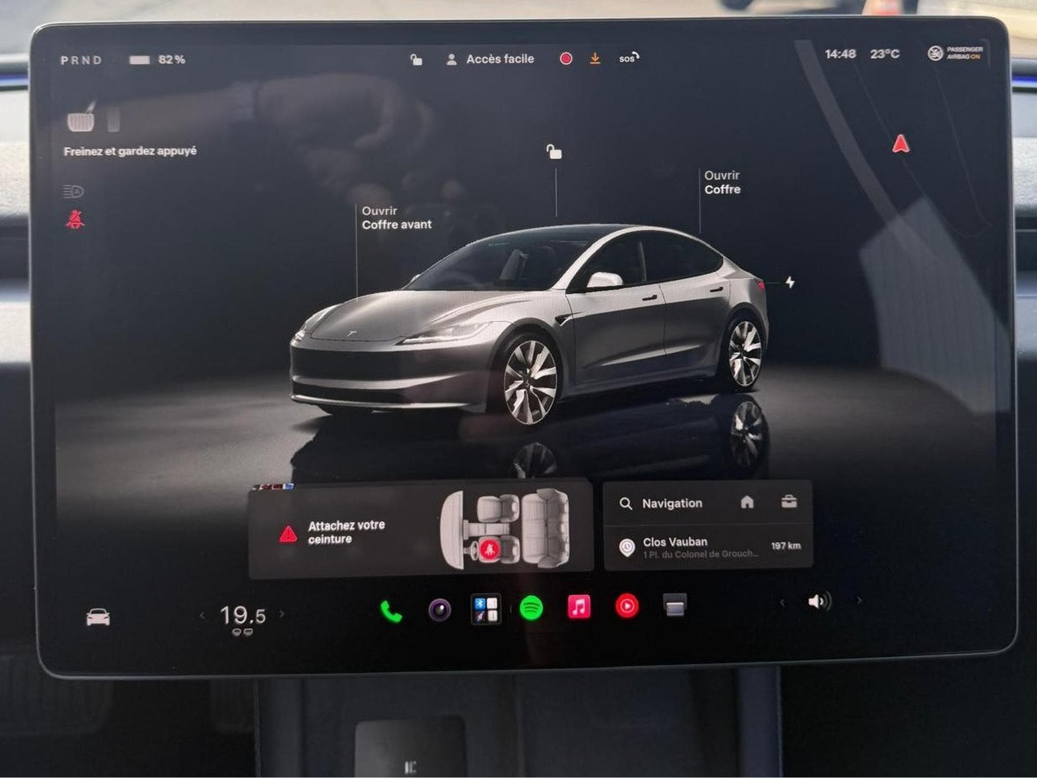 Tesla Model 3 Highland (2025) - Photo 7