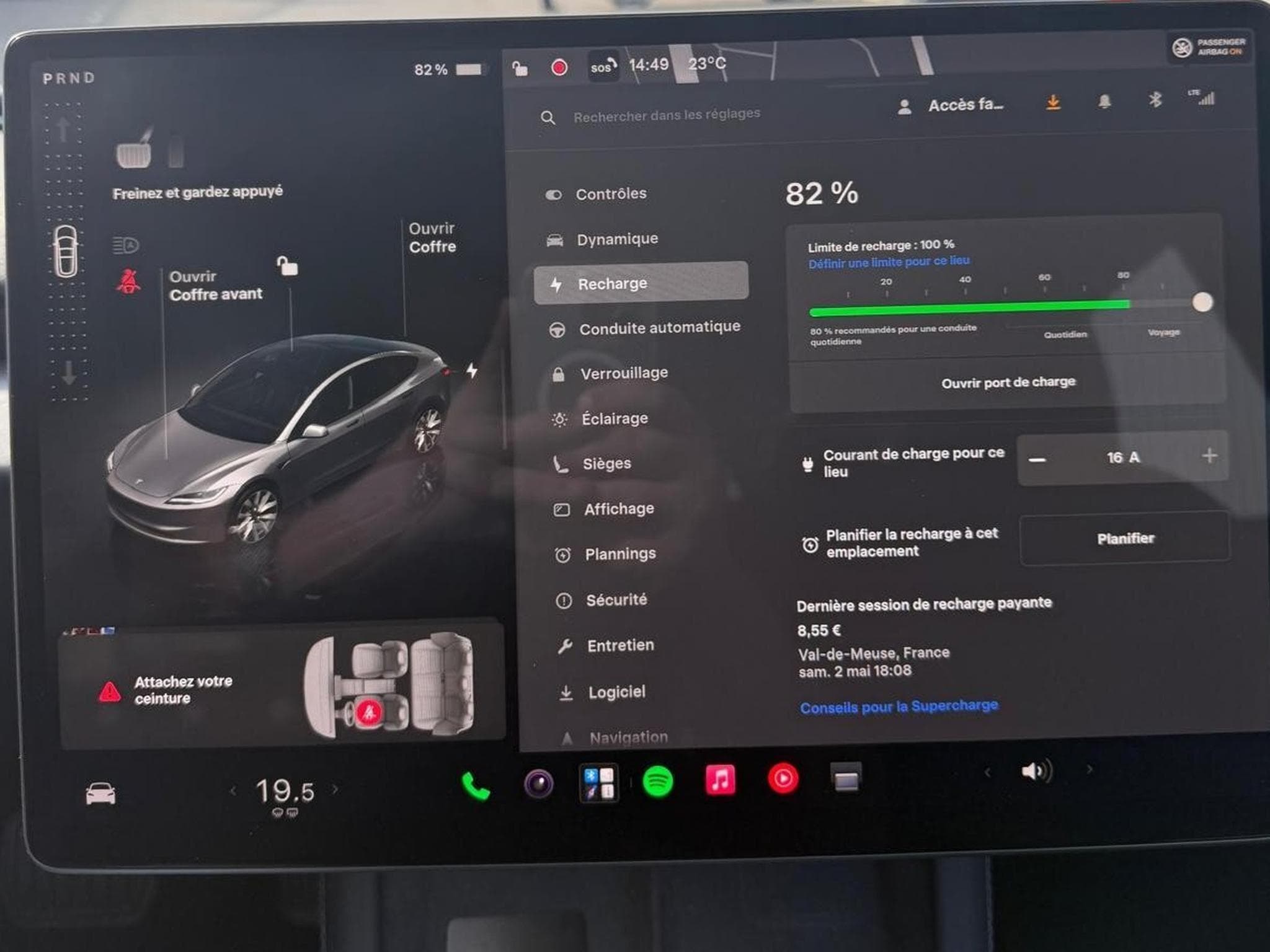 Tesla Model 3 Highland (2025) - Photo 8