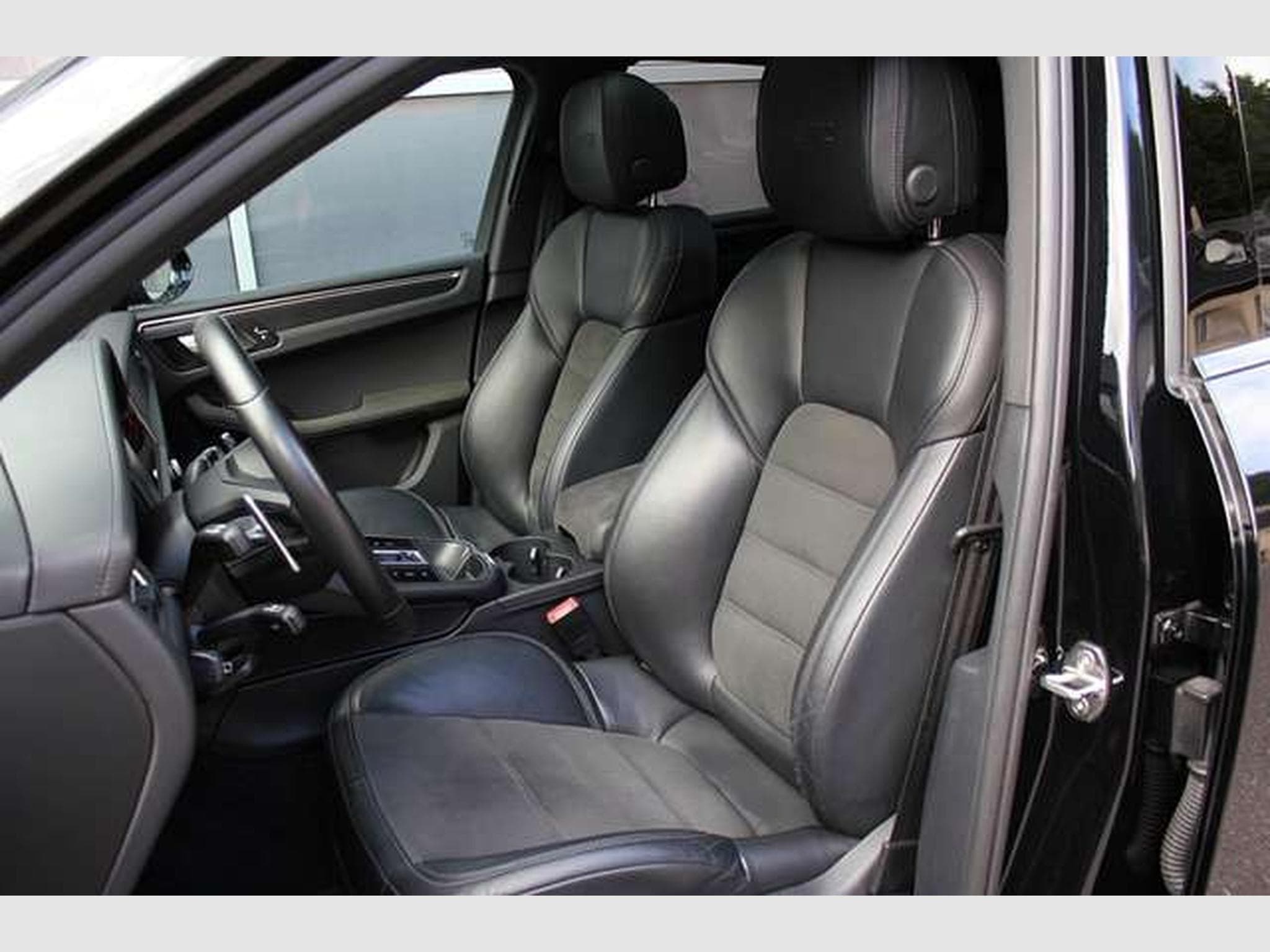 Porsche Macan GTS*Deut.FZG,Unfallfrei,ACC,Pano,PDLS+,360 (2024) - Photo 6