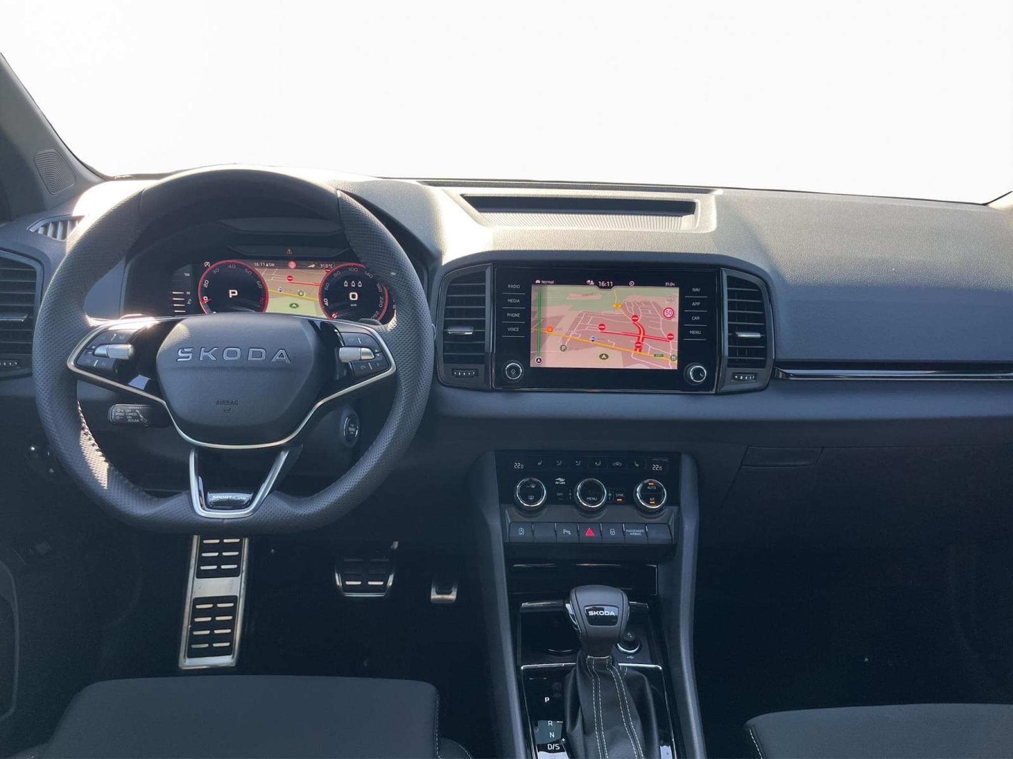 Skoda Karoq Sportline (2026) - Foto 2