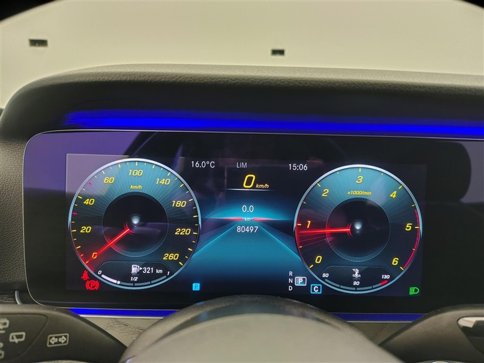 Mercedes E 200 E200 d 9G-Tronic Avantgarde CUIR / NAVI / FULL LED (2020) - Photo 10