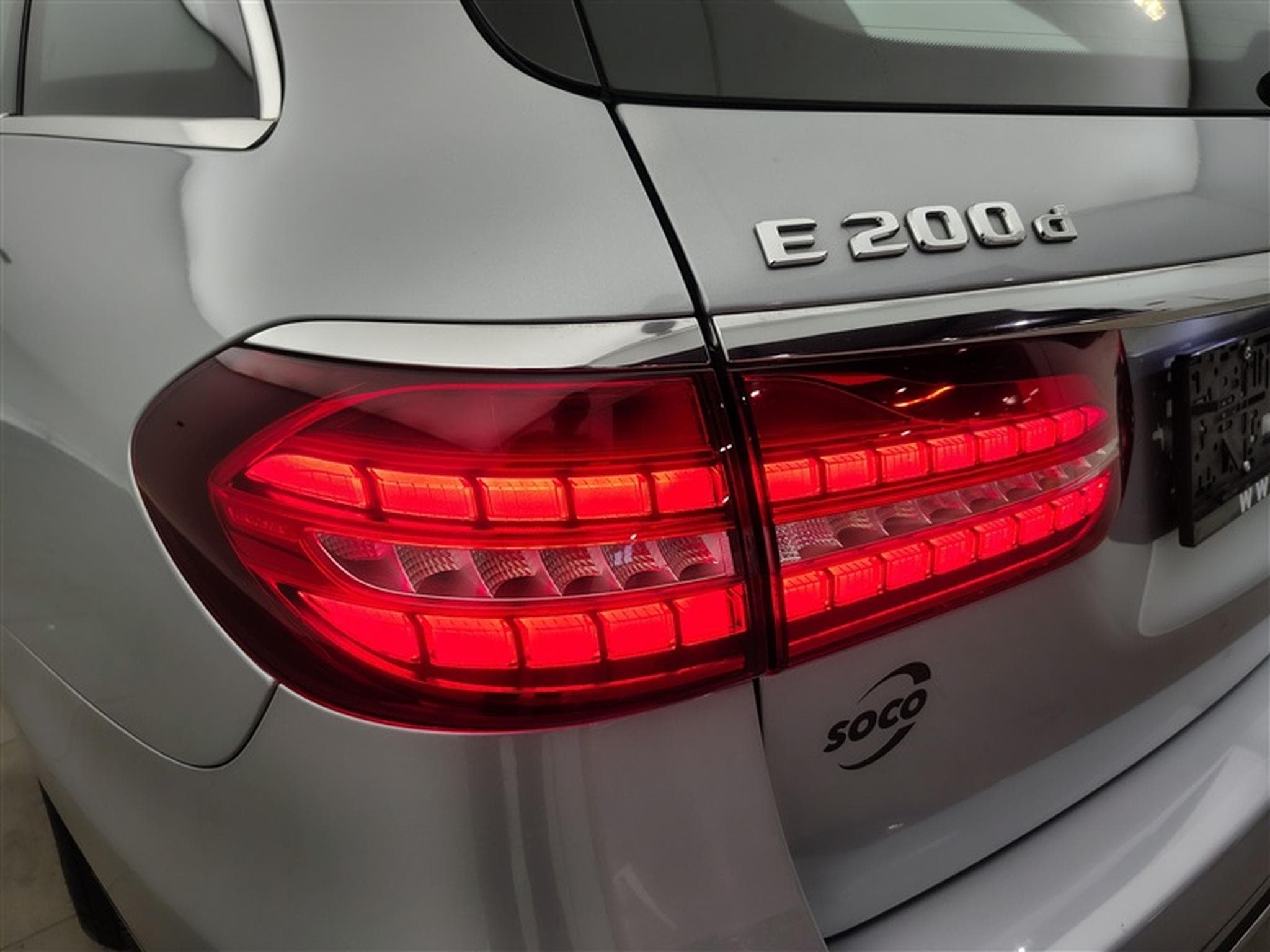 Mercedes E 200 E200 d 9G-Tronic Avantgarde CUIR / NAVI / FULL LED (2020) - Photo 16