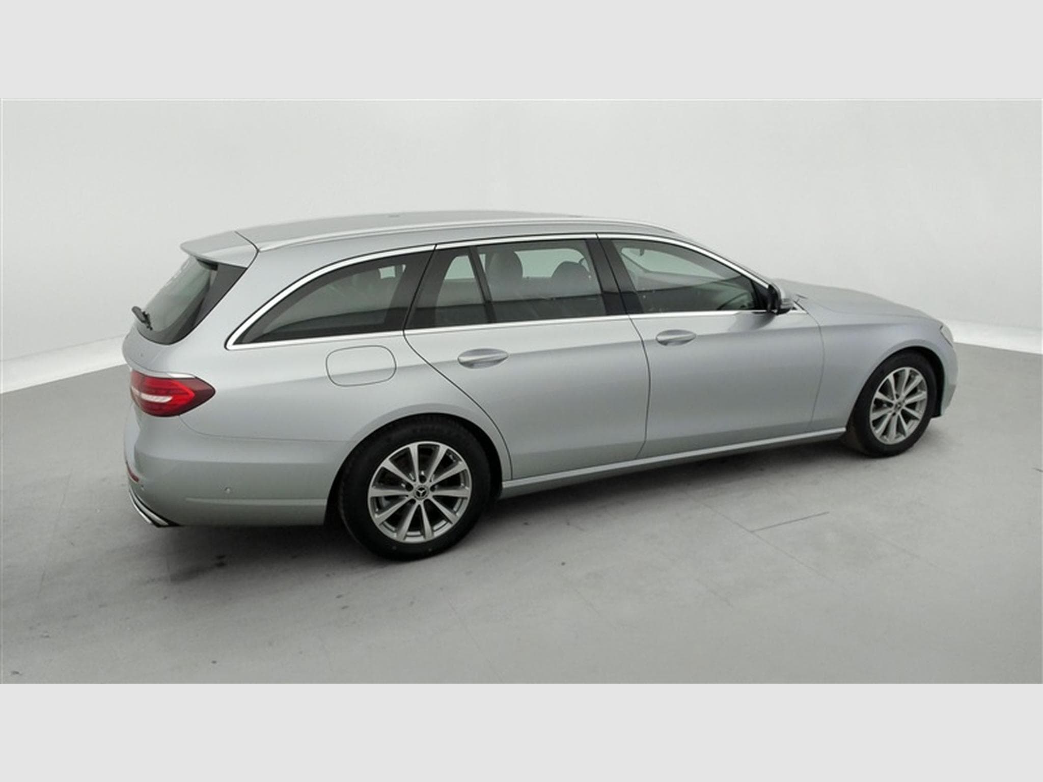 Mercedes E 200 E200 d 9G-Tronic Avantgarde CUIR / NAVI / FULL LED (2020) - Photo 25