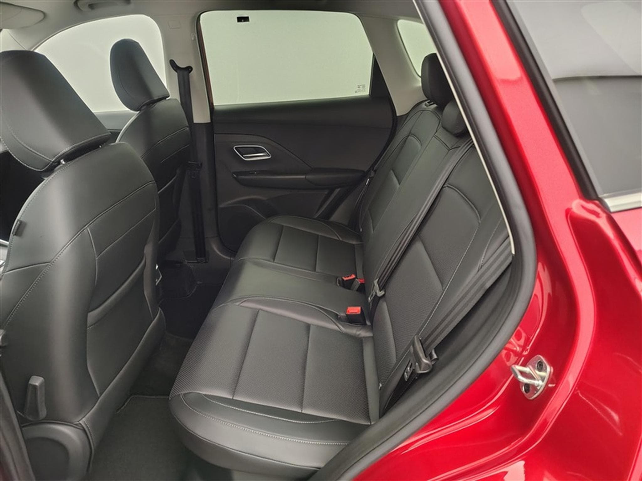 MG ZS Hybrid+ 1.5 Luxury (2025) - Photo 13