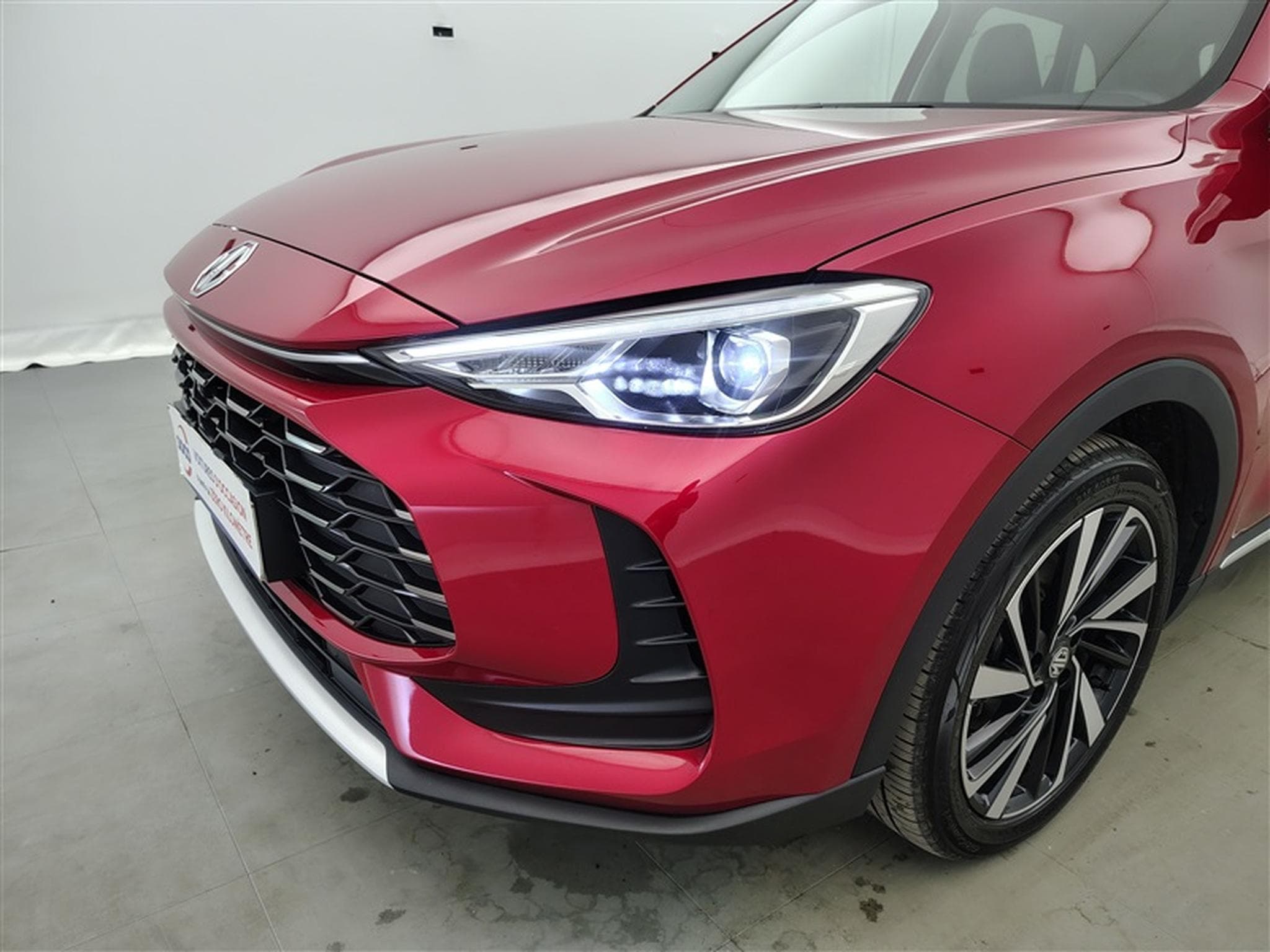 MG ZS Hybrid+ 1.5 Luxury (2025) - Photo 15