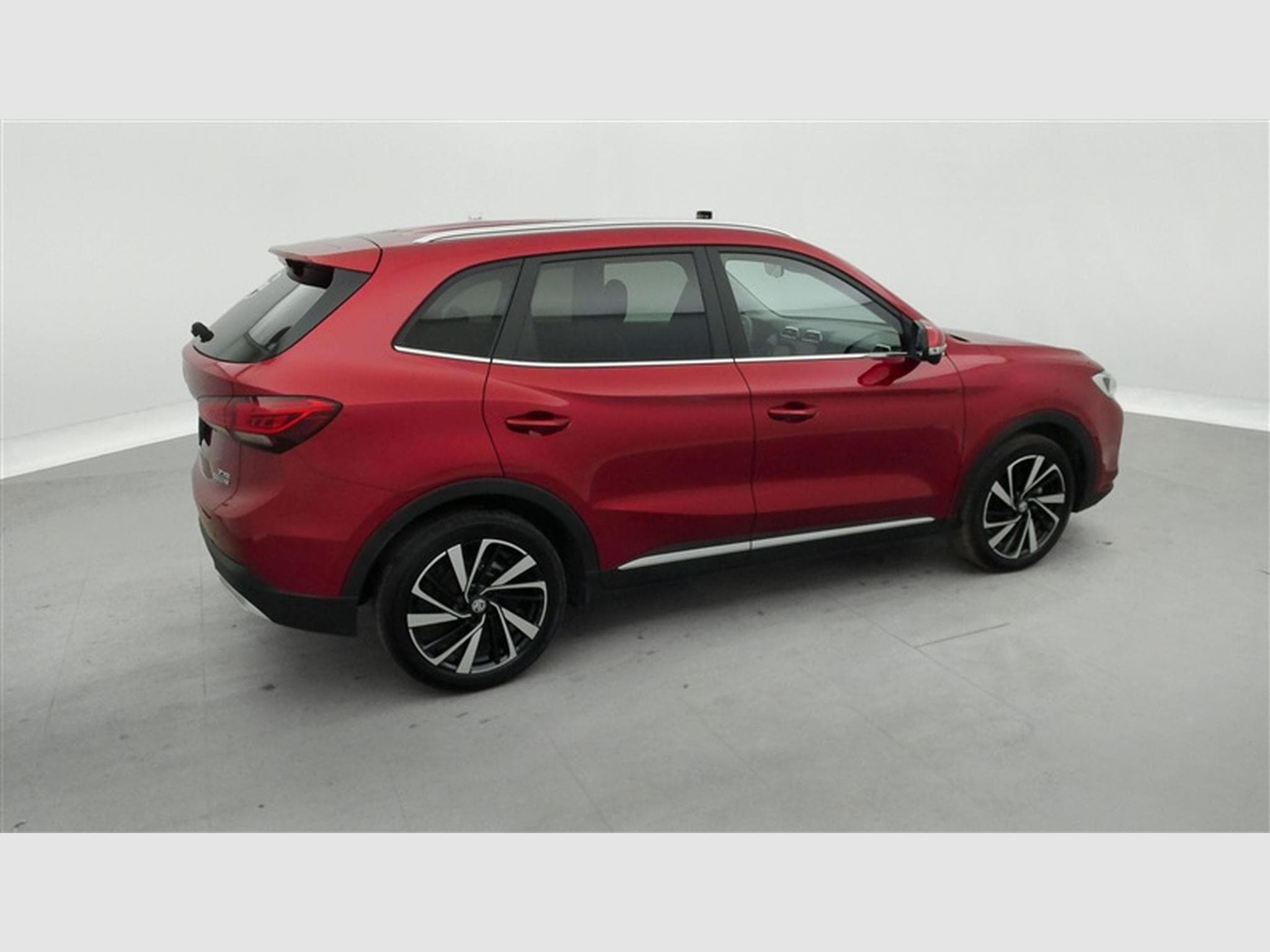 MG ZS Hybrid+ 1.5 Luxury (2025) - Photo 23