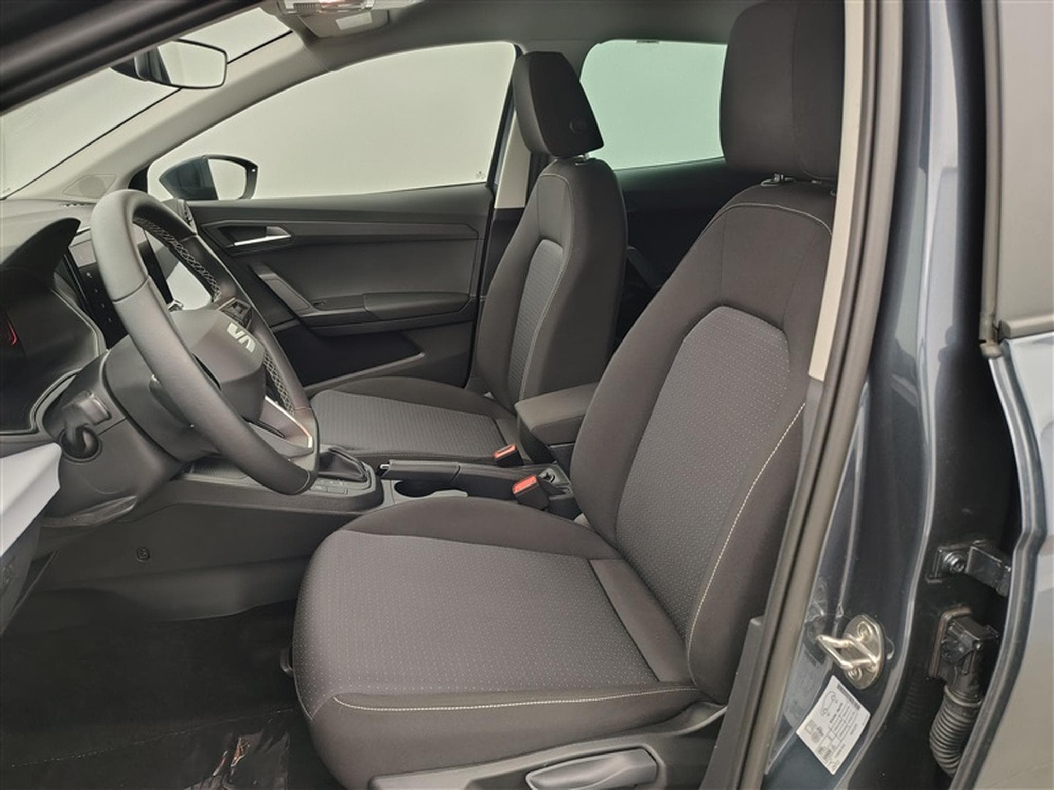 Seat Ibiza 1.0 TSI 110 StyleDSG NAVI / FULL LED / CLIM (2025) - Photo 7
