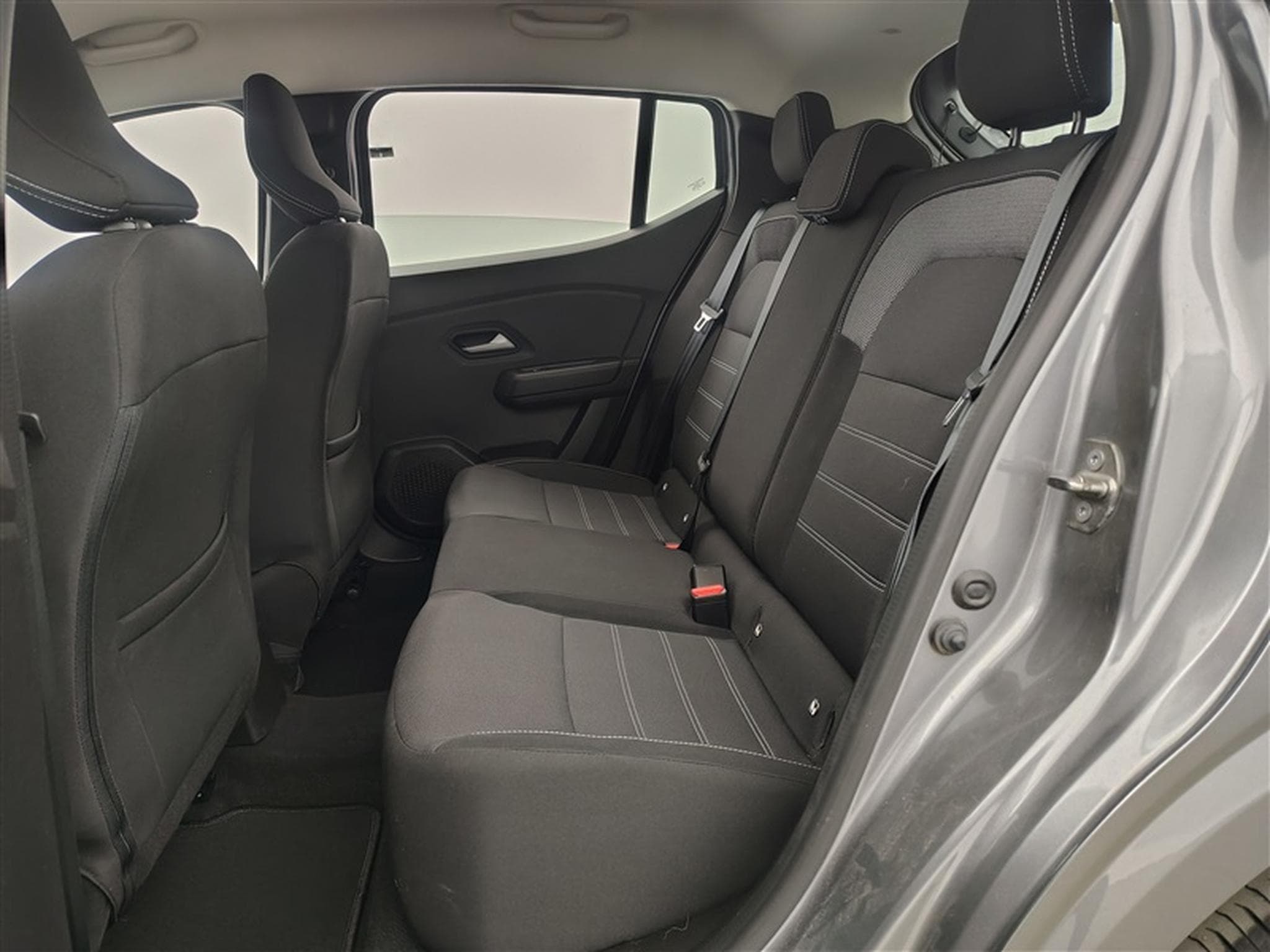 Dacia Sandero 1.0 Eco-G Journey (2025) - Photo 13