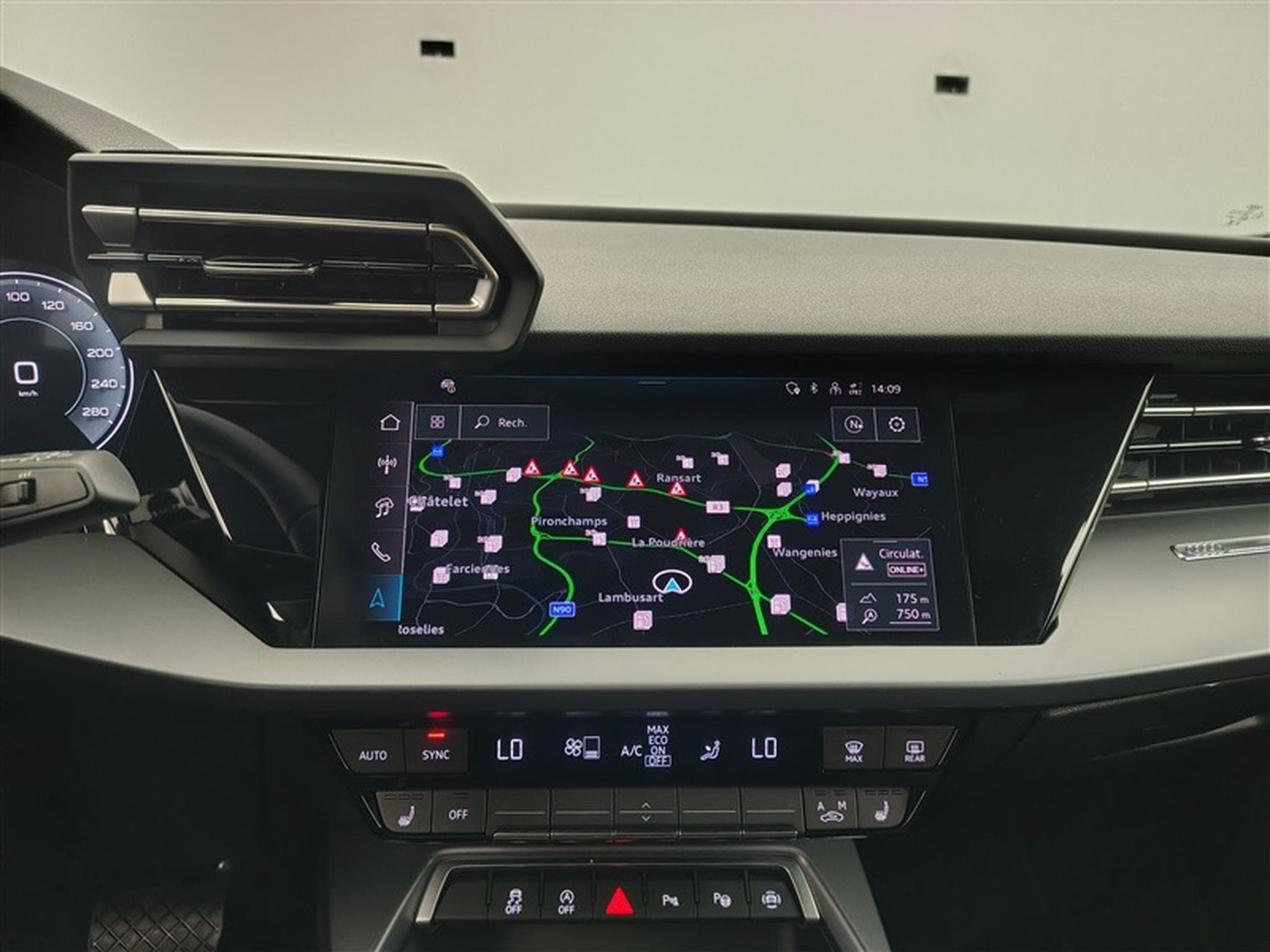 Audi A3 35 TFSI 150Cv S-Tronic S-Line NAVI / FULL LED / CARPLAY (2025) - Photo 11