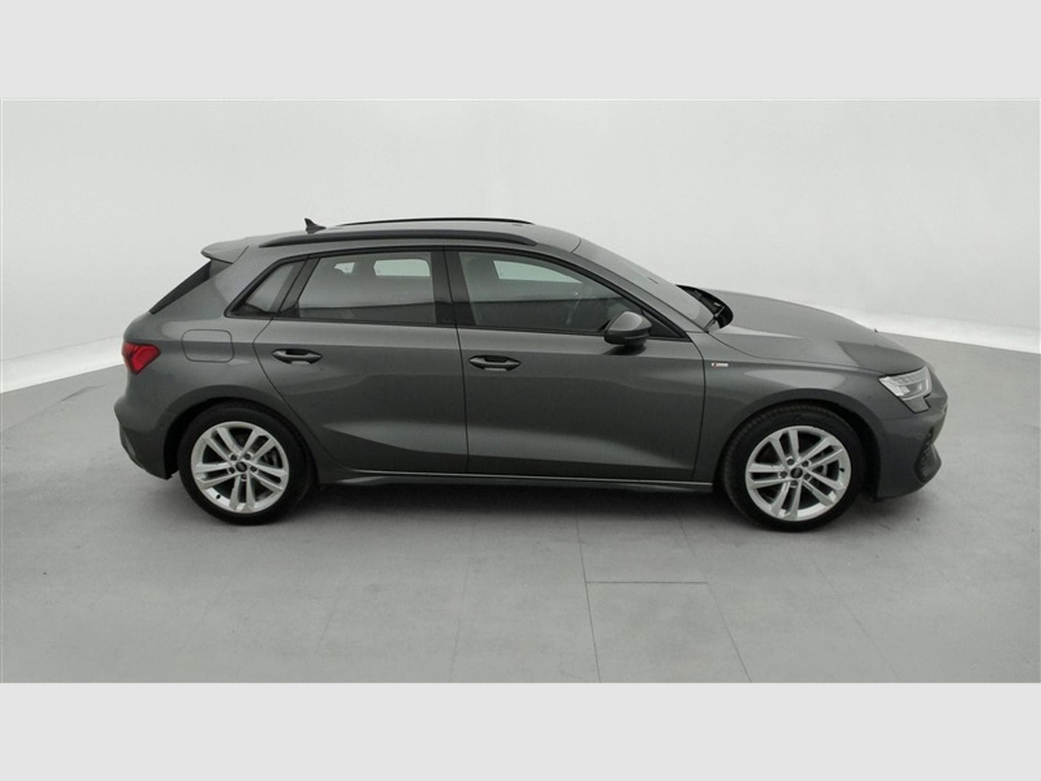 Audi A3 35 TFSI 150Cv S-Tronic S-Line NAVI / FULL LED / CARPLAY (2025) - Photo 24