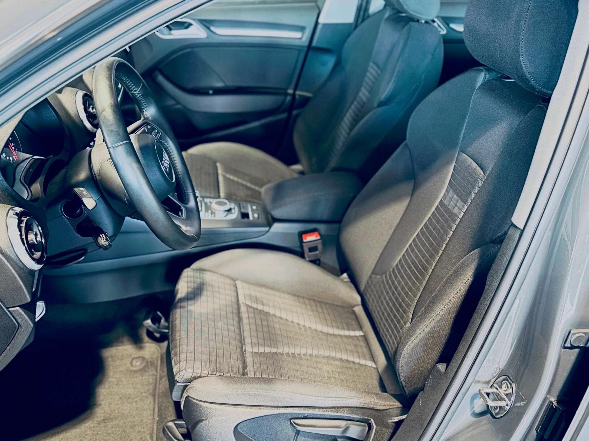 Audi A3 A3 SPORTBACK TFSI SPORT S-TRONIC (2019) - Photo 6