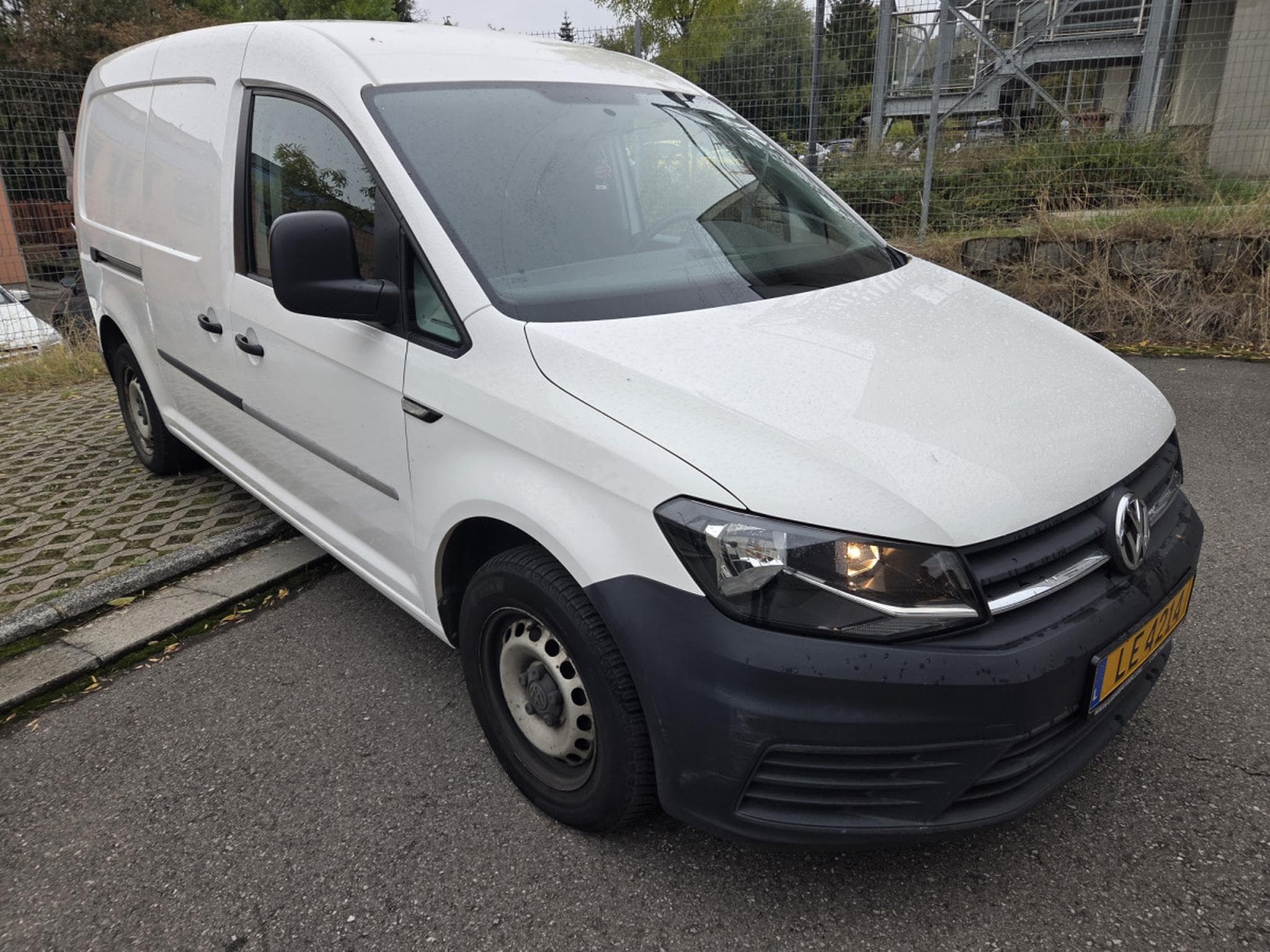 VW Caddy Maxi Cargo 2.0 TDI 102 CV  Garantie 12 Mois (2019) - Photo 2