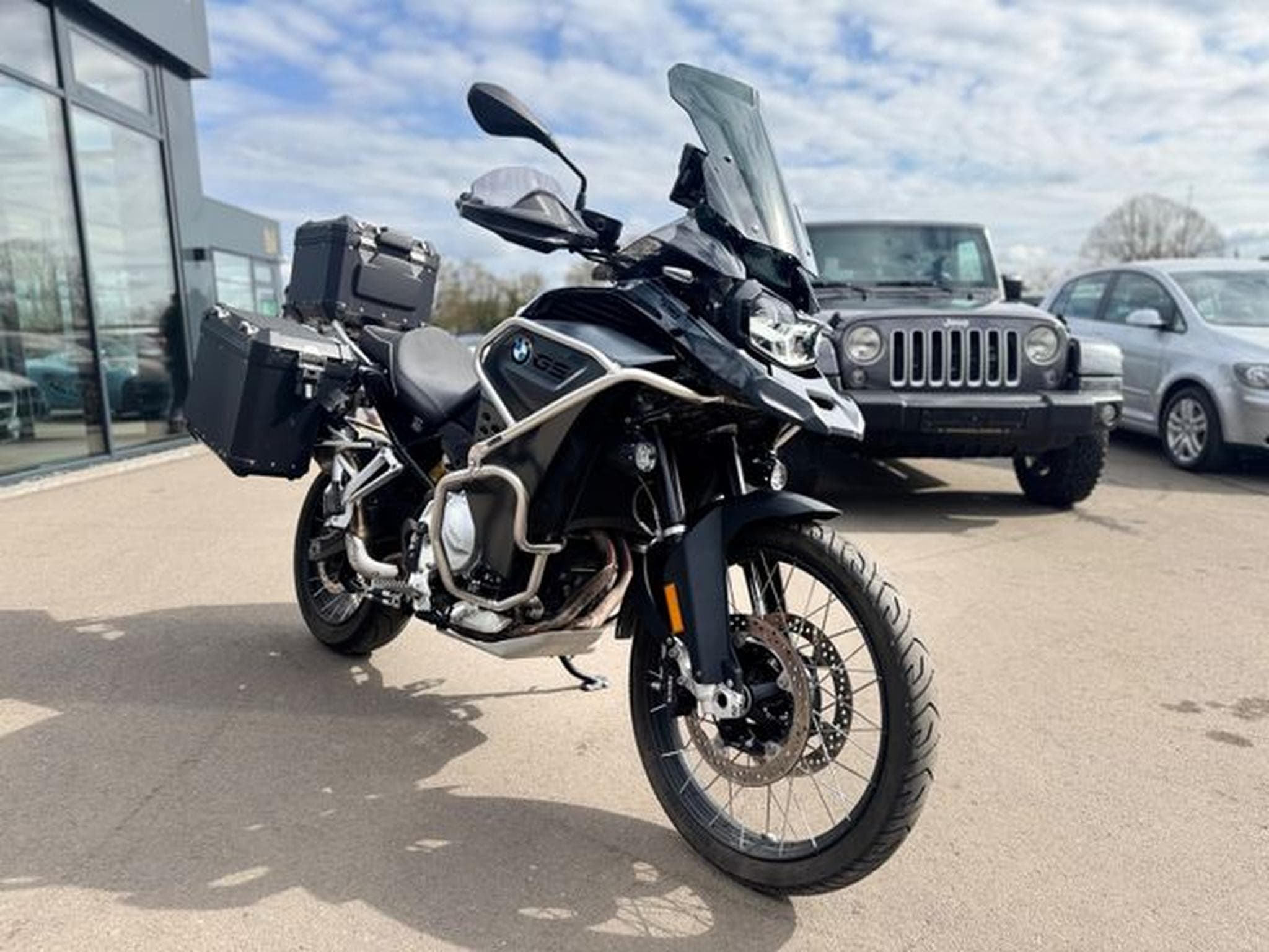 BMW 850 F 850 GS ADVENTURE TRIPLE BLACK *NAVI*LED*TOP* (2023) - Foto 3