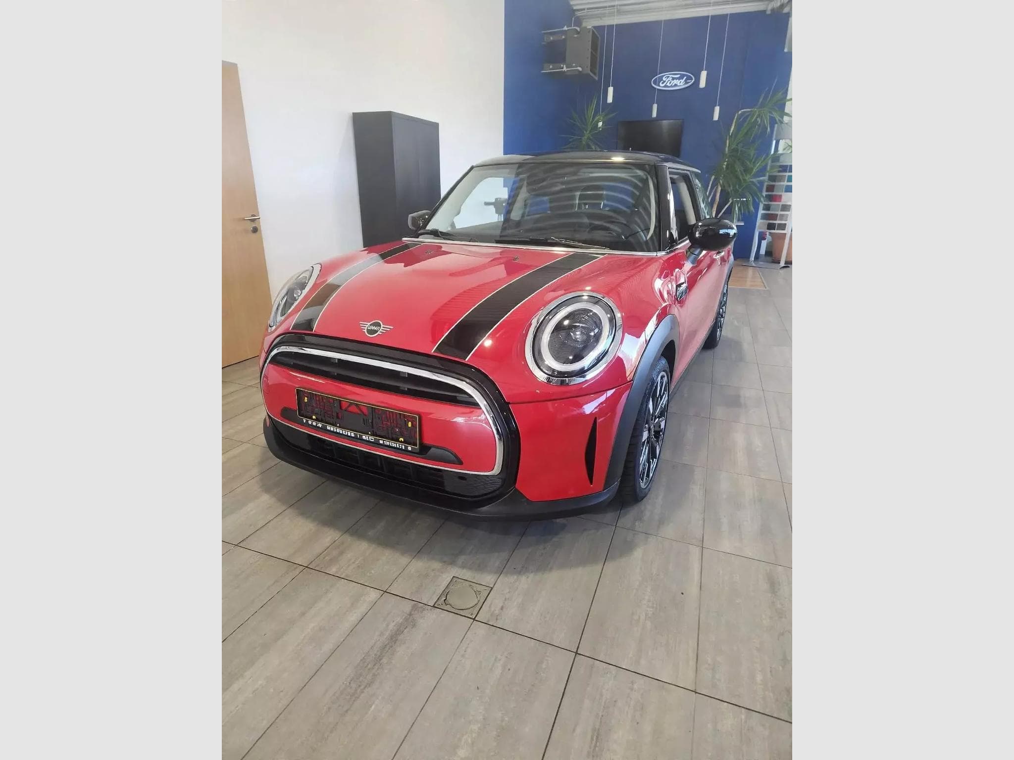 Mini Cooper 1.5i 136cv Classic Trim (2023) - Photo 1