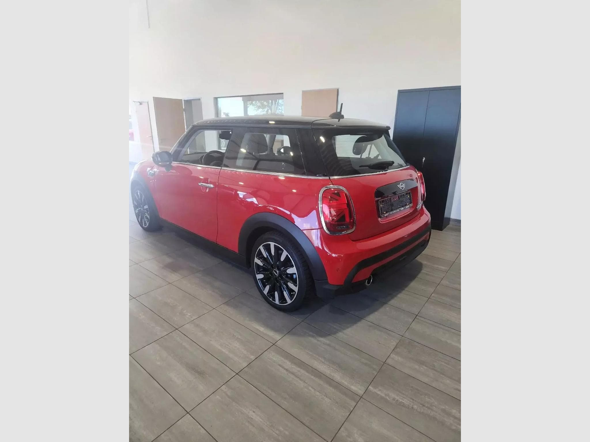 Mini Cooper 1.5i 136cv Classic Trim (2023) - Photo 4