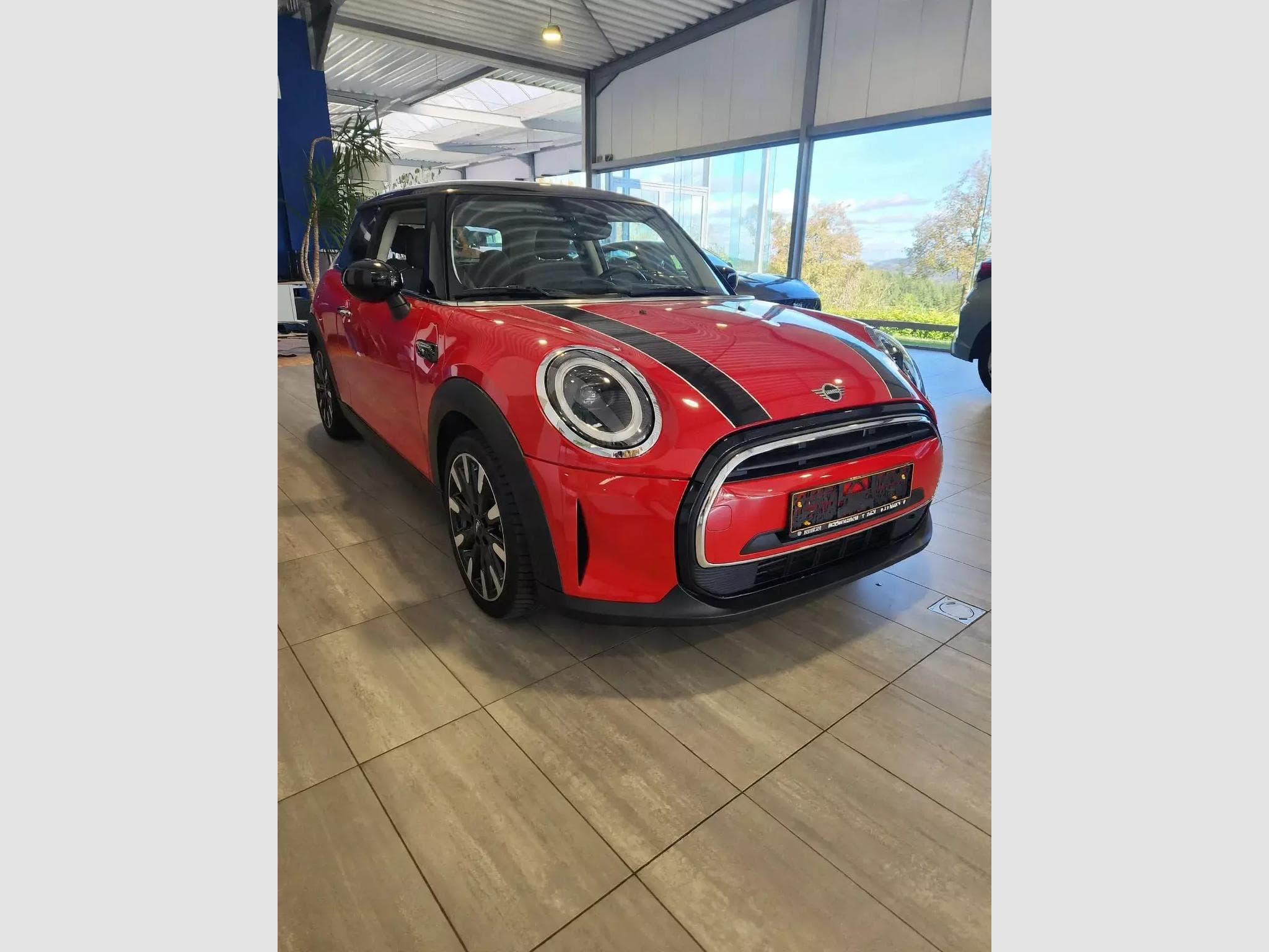 Mini Cooper 1.5i 136cv Classic Trim (2023) - Photo 2