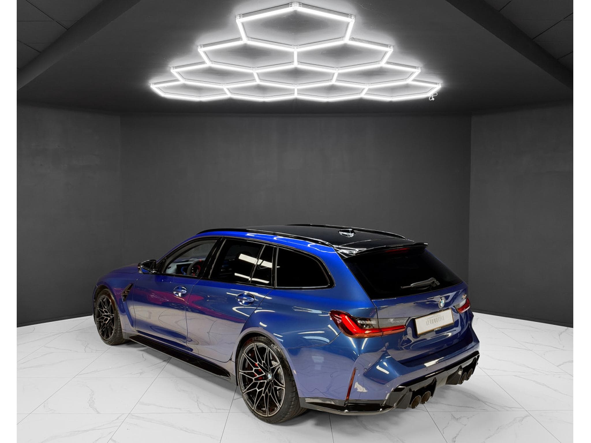 BMW M3 COMPETITION LCI TOURING XDRIVE (2025) - Photo 3