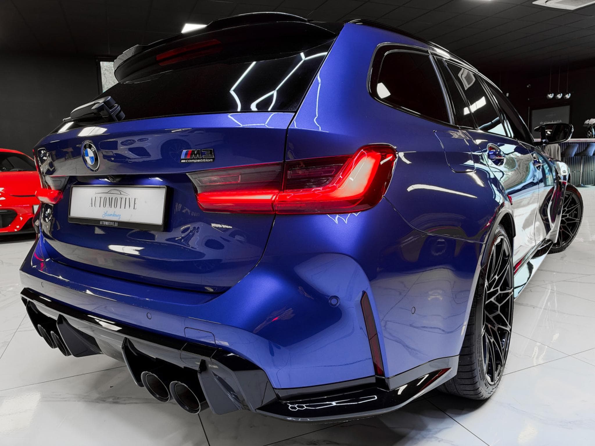 BMW M3 COMPETITION LCI TOURING XDRIVE (2025) - Photo 10