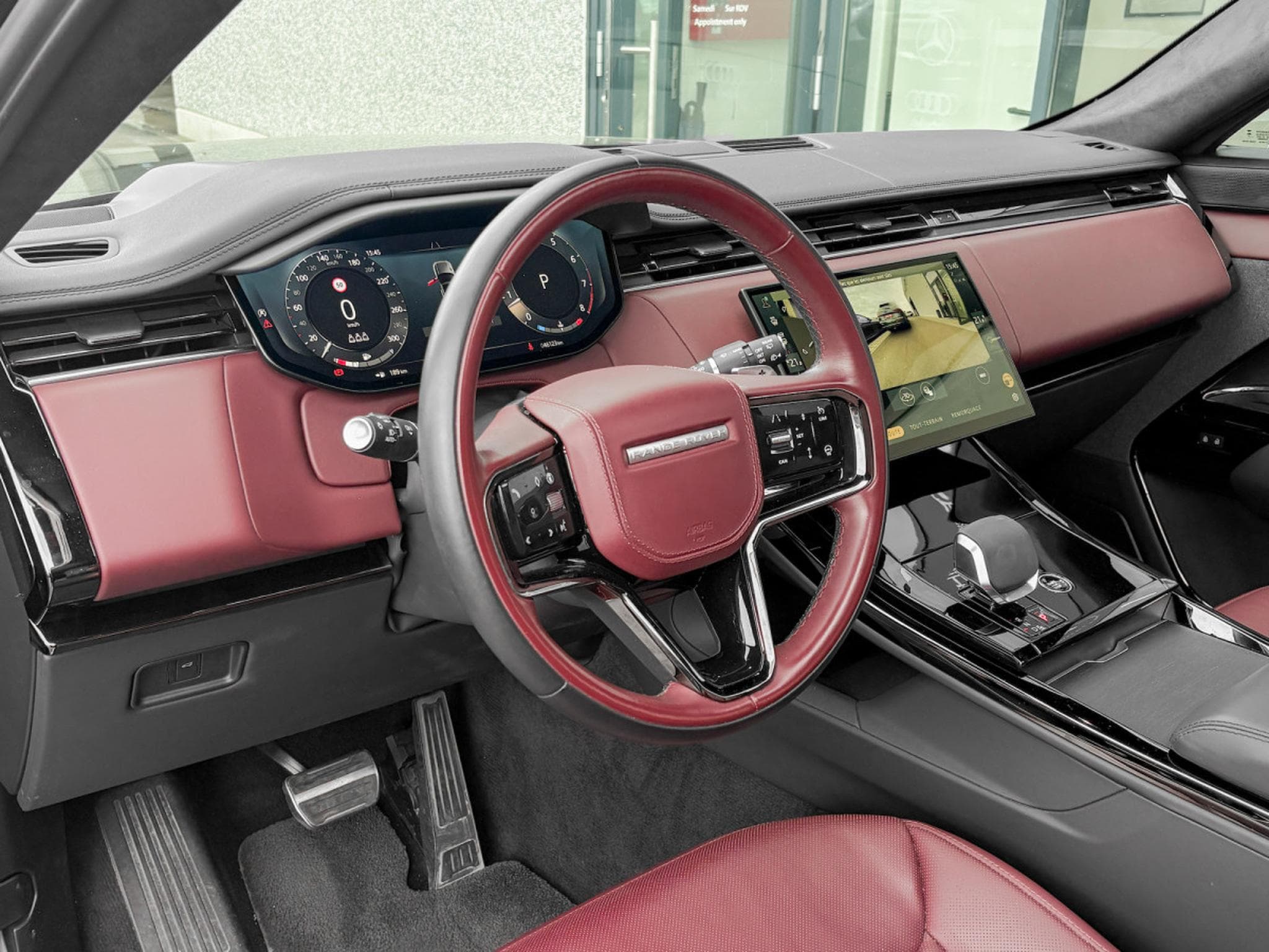 Land-Rover Range Rover Sport P530 V8 AUTOBIOGRAPHY+ 4 WINTER WHEELS (2025) - Photo 2