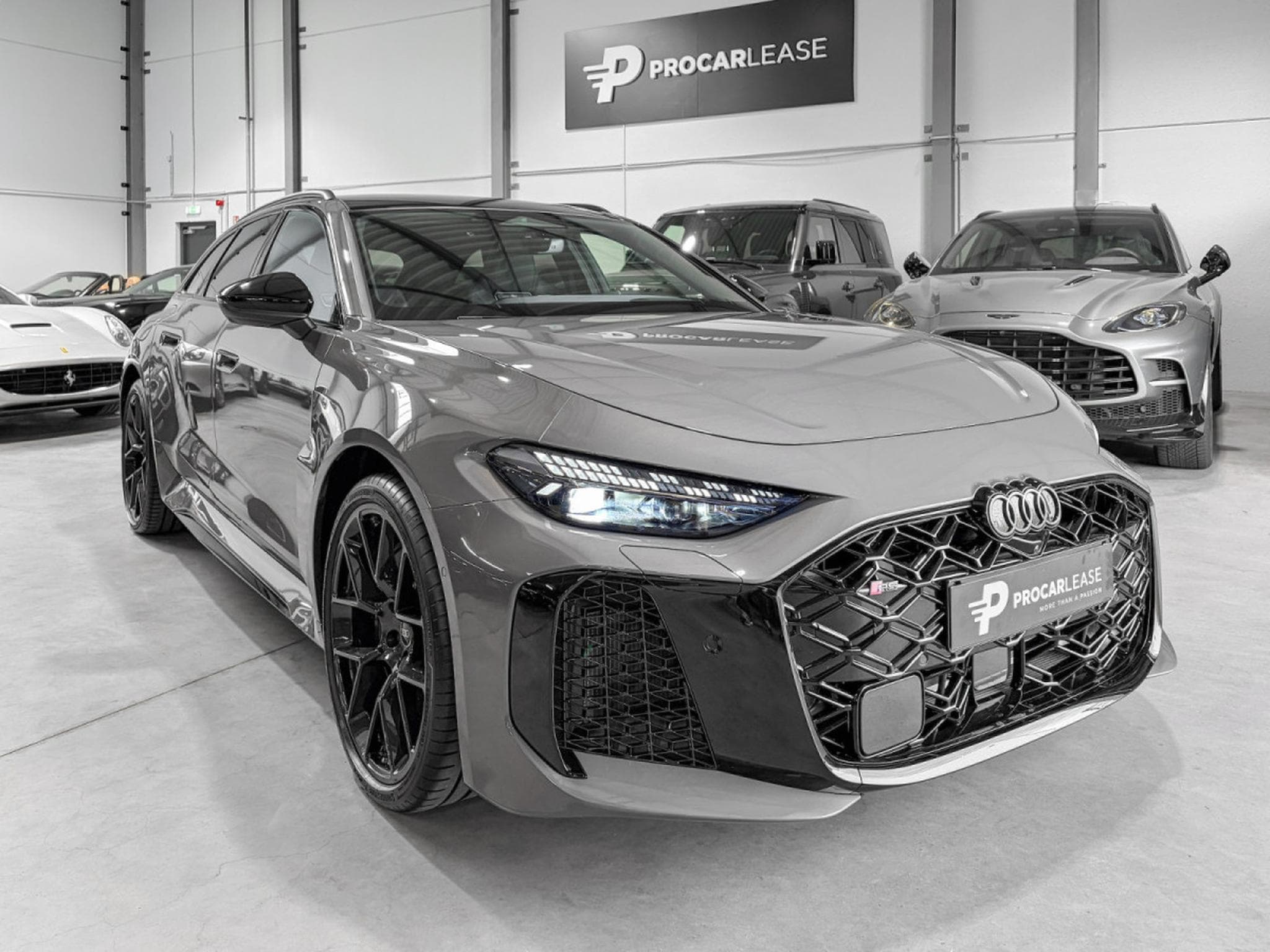 Audi RS5 Audi RS5 Avant PERFORMANCE/KERAMIK/SOFORT/CARBONE IN/AUS/VOL (2026) - Photo 7