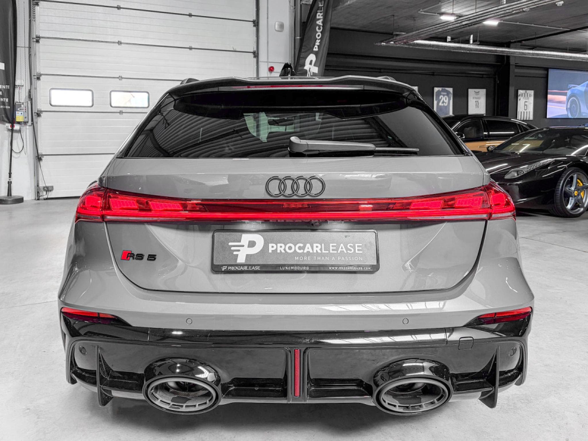 Audi RS5 Audi RS5 Avant PERFORMANCE/KERAMIK/SOFORT/CARBONE IN/AUS/VOL (2026) - Photo 15