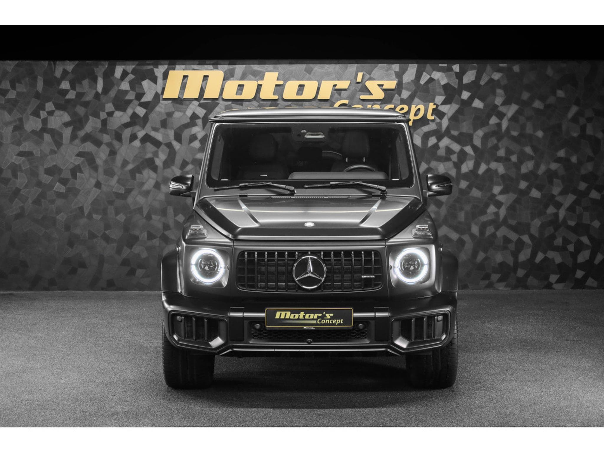 Mercedes G 63 AMG V8 Bi-Turbo - MANUFAKTUR Night Black Magno (2025) - Foto 4