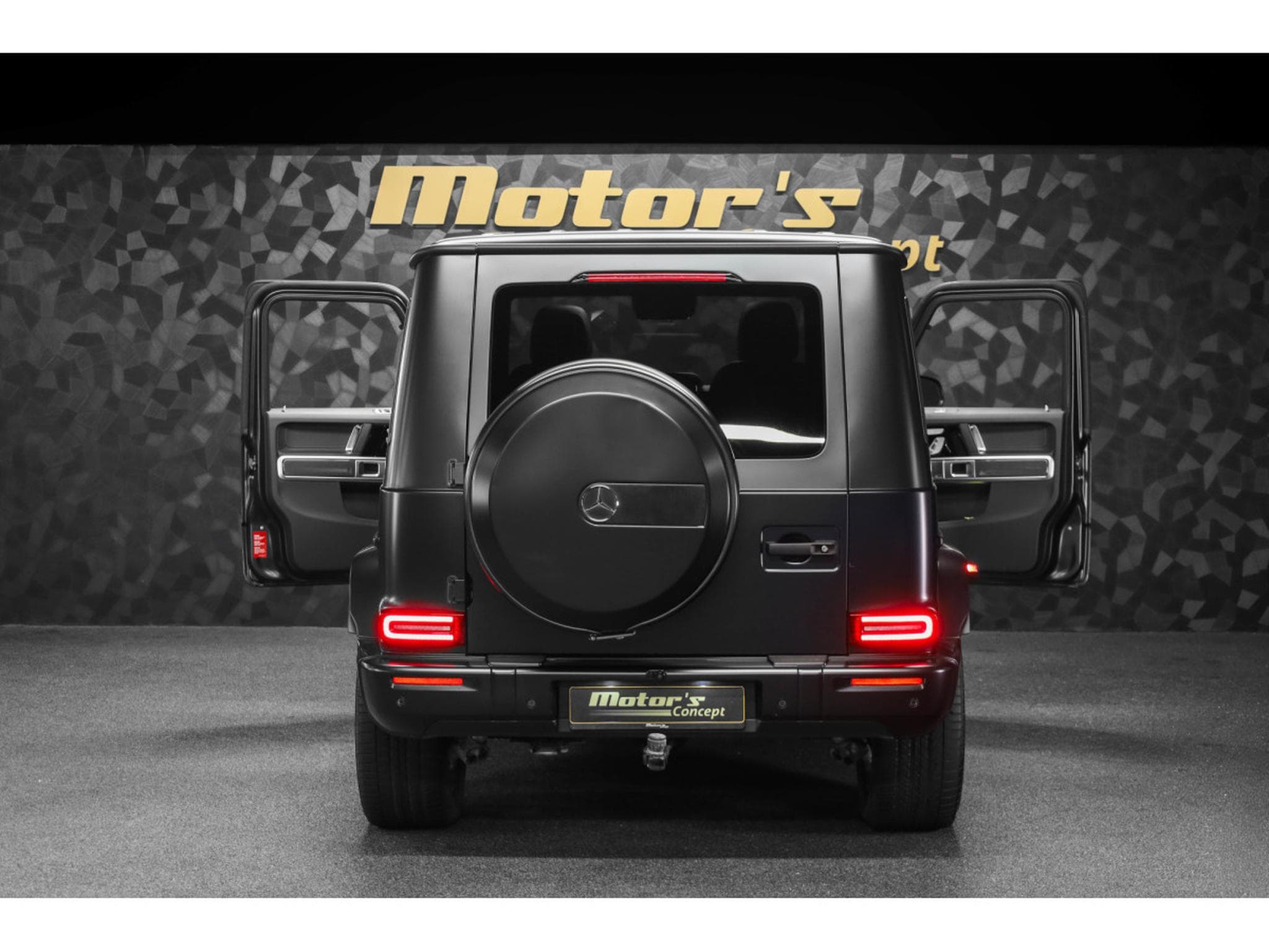 Mercedes G 63 AMG V8 Bi-Turbo - MANUFAKTUR Night Black Magno (2025) - Foto 5