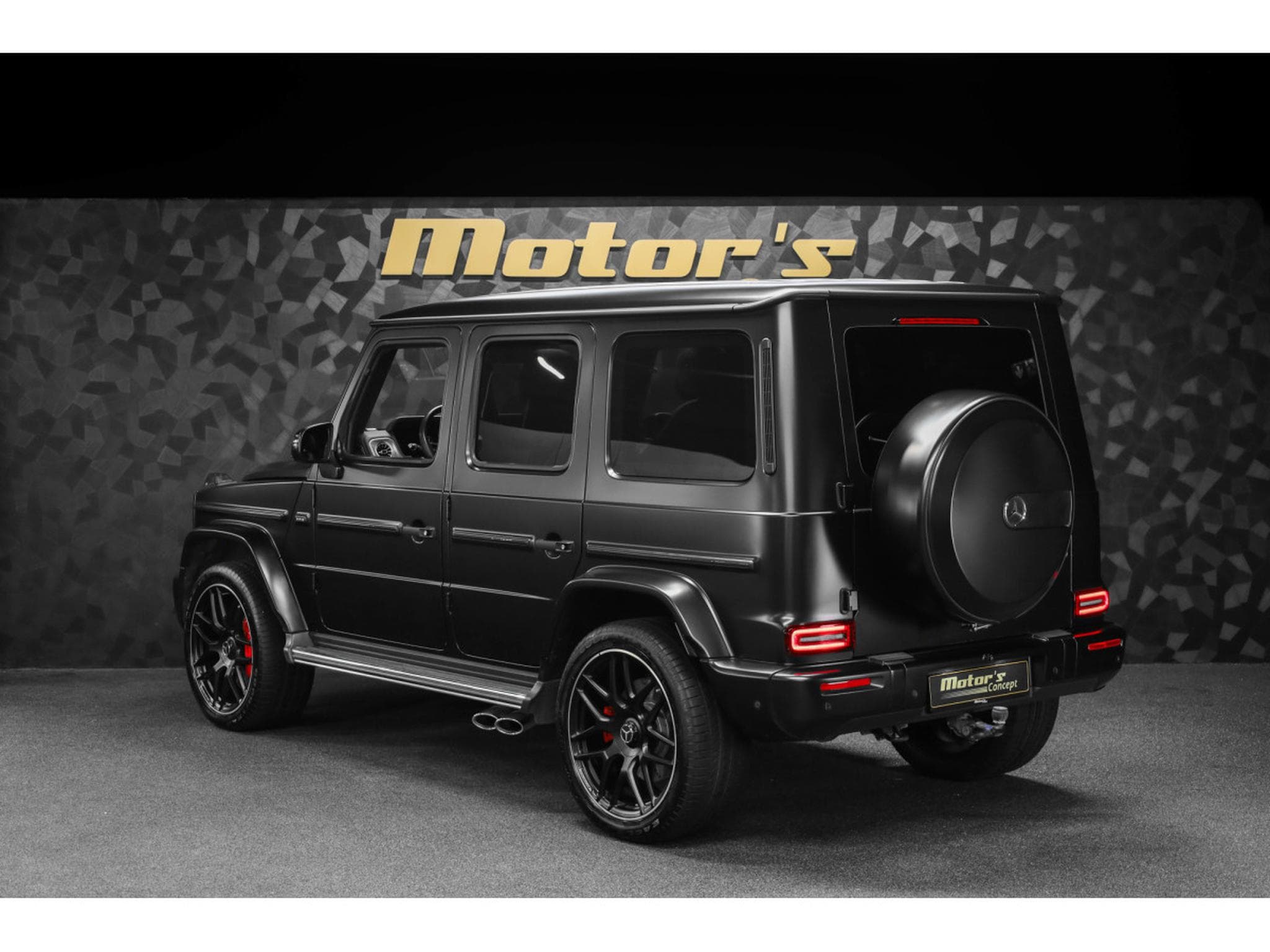 Mercedes G 63 AMG V8 Bi-Turbo - MANUFAKTUR Night Black Magno (2025) - Foto 7
