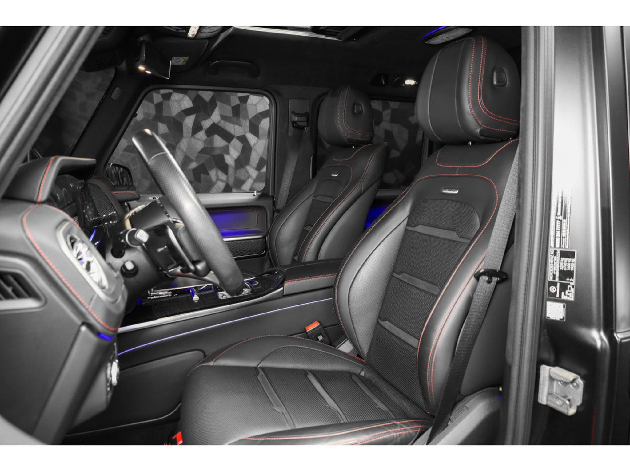 Mercedes G 63 AMG V8 Bi-Turbo - MANUFAKTUR Night Black Magno (2025) - Foto 9