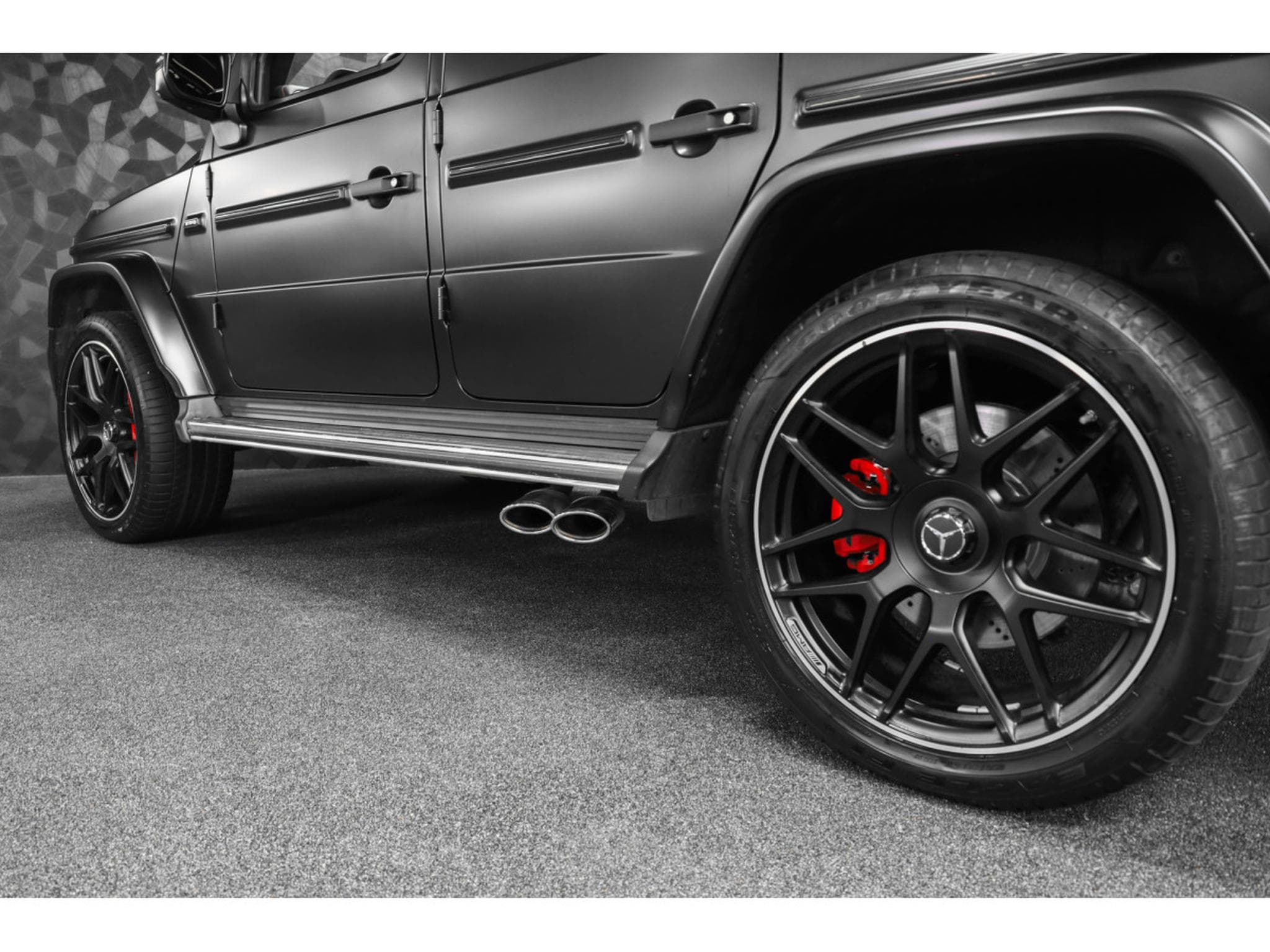Mercedes G 63 AMG V8 Bi-Turbo - MANUFAKTUR Night Black Magno (2025) - Foto 30