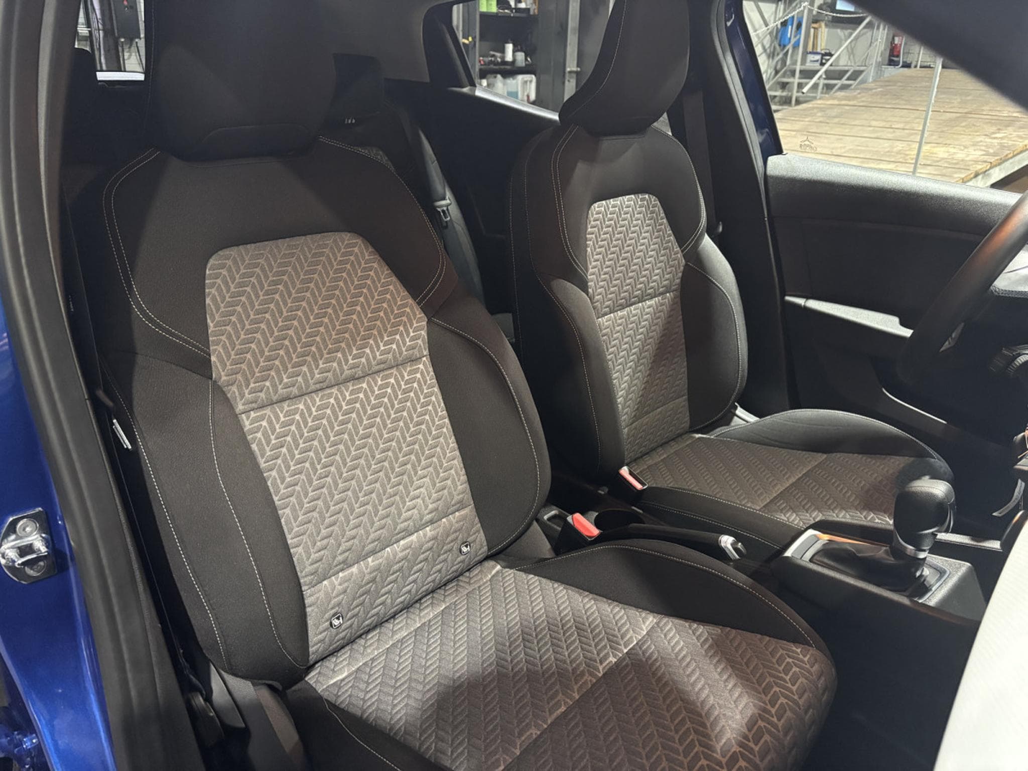 Renault Clio 1.0 TCe Techno (2023) - Photo 12