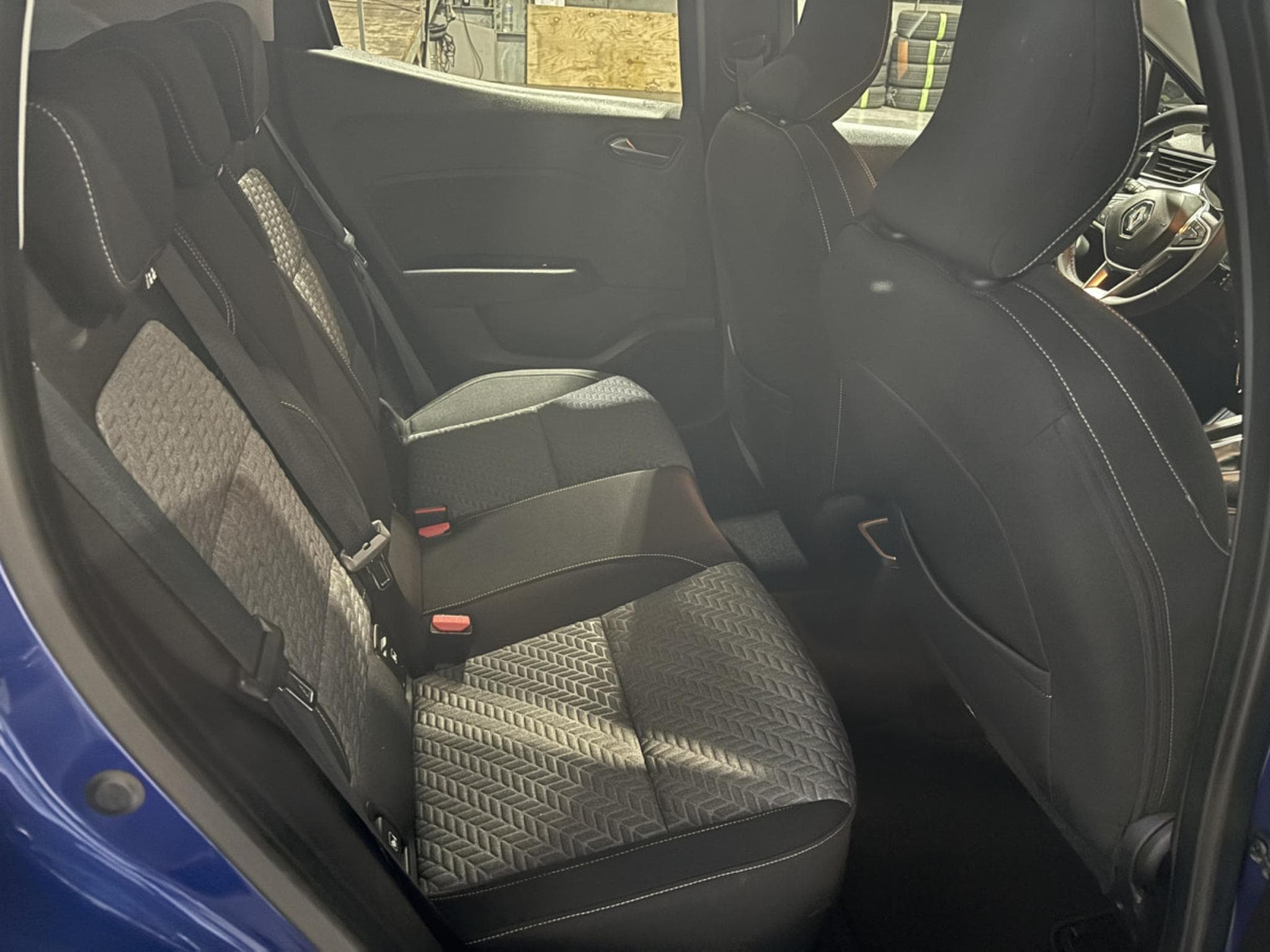 Renault Clio 1.0 TCe Techno (2023) - Photo 13