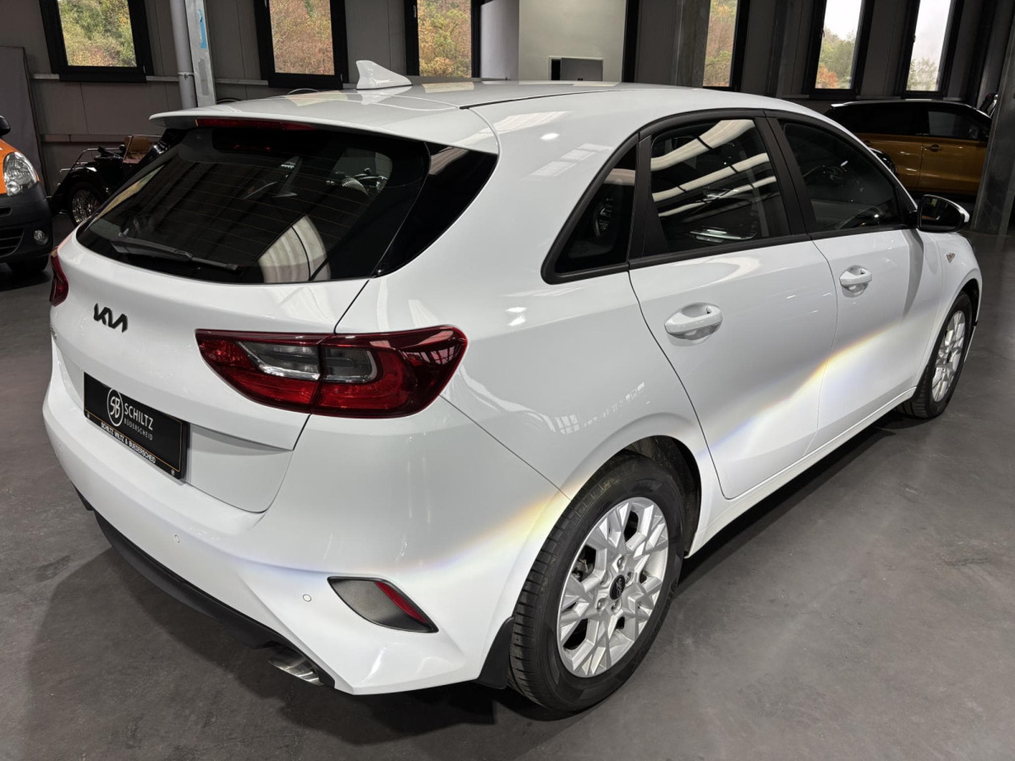 Kia Ceed 1.5 T VISION (2024) - Photo 3