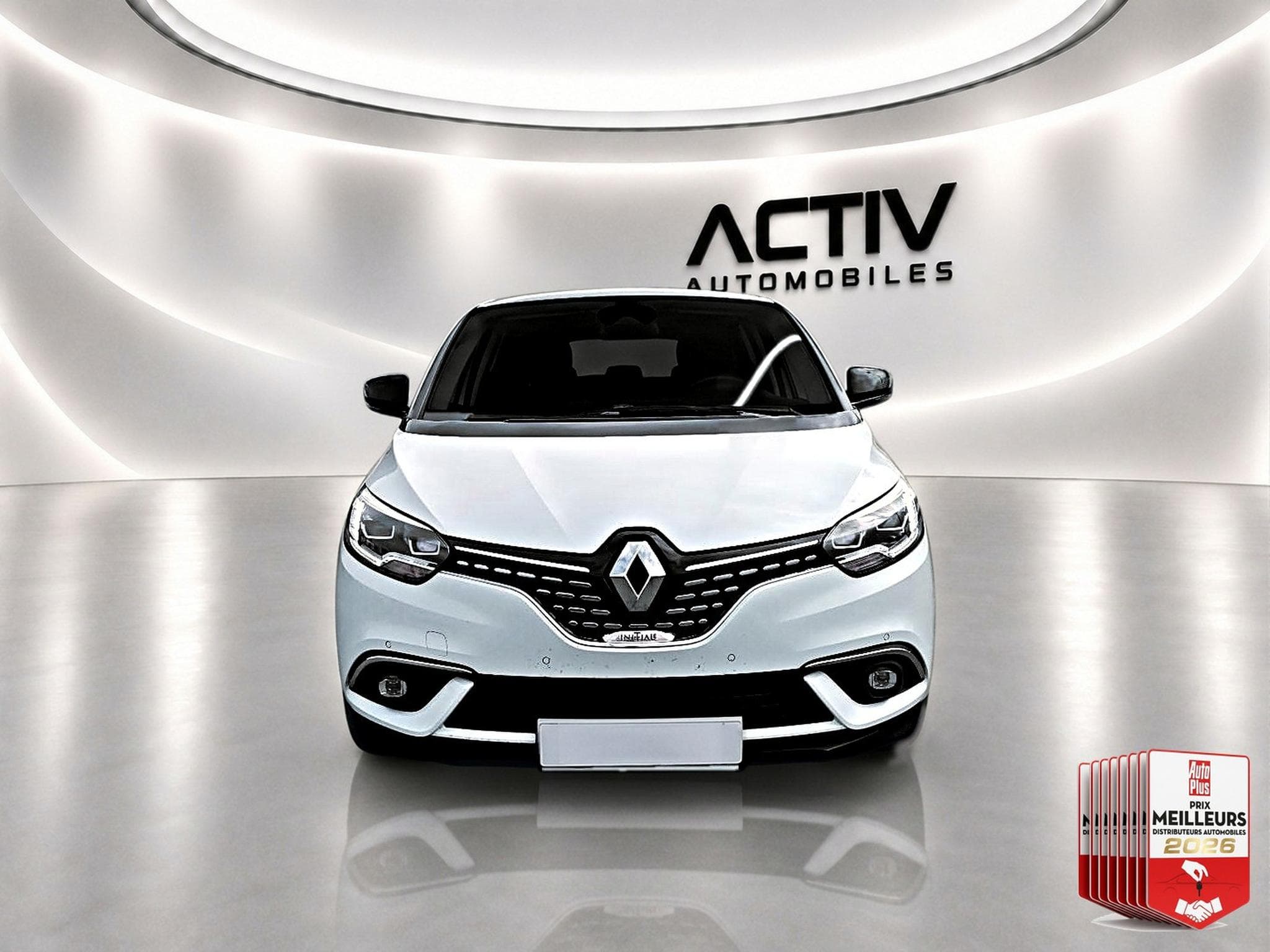 Renault Scenic 1.6 DCI 160 INITIALE PARIS EDC (2017) - Foto 2